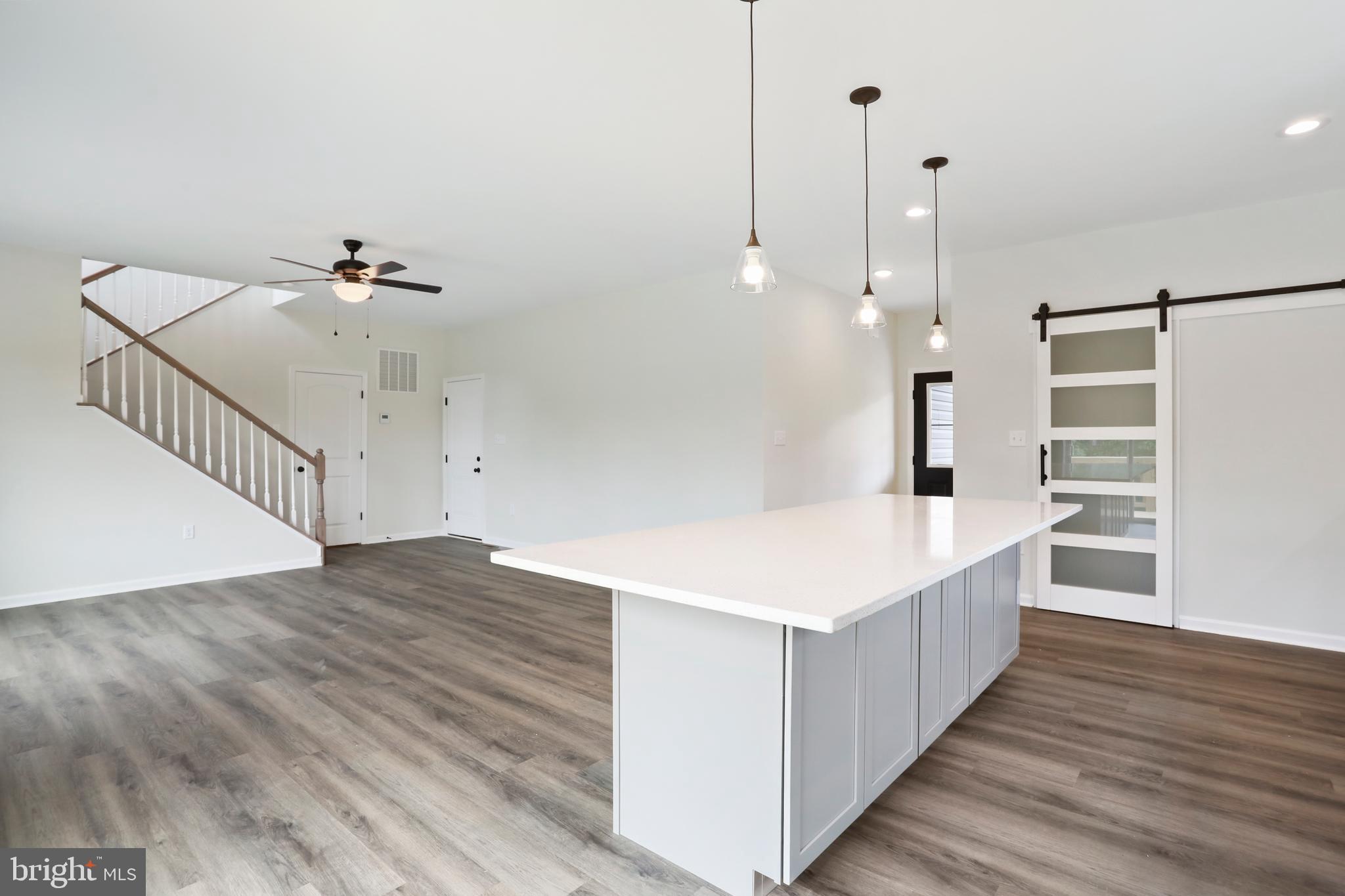 MIDDLE CREEK VISTAS - Residential