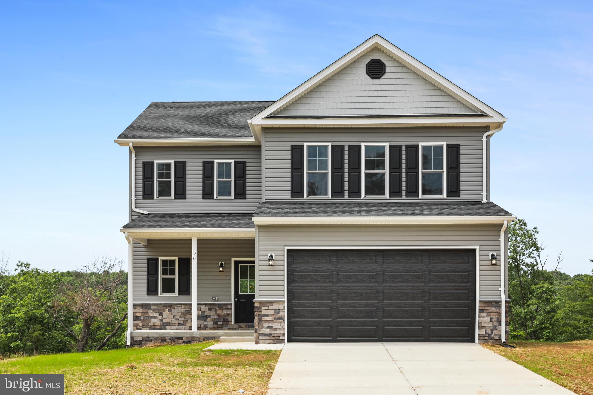 MIDDLE CREEK VISTAS - Residential