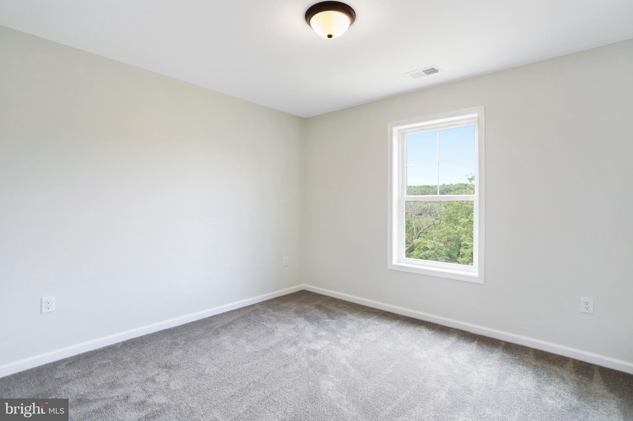 MIDDLE CREEK VISTAS - Residential