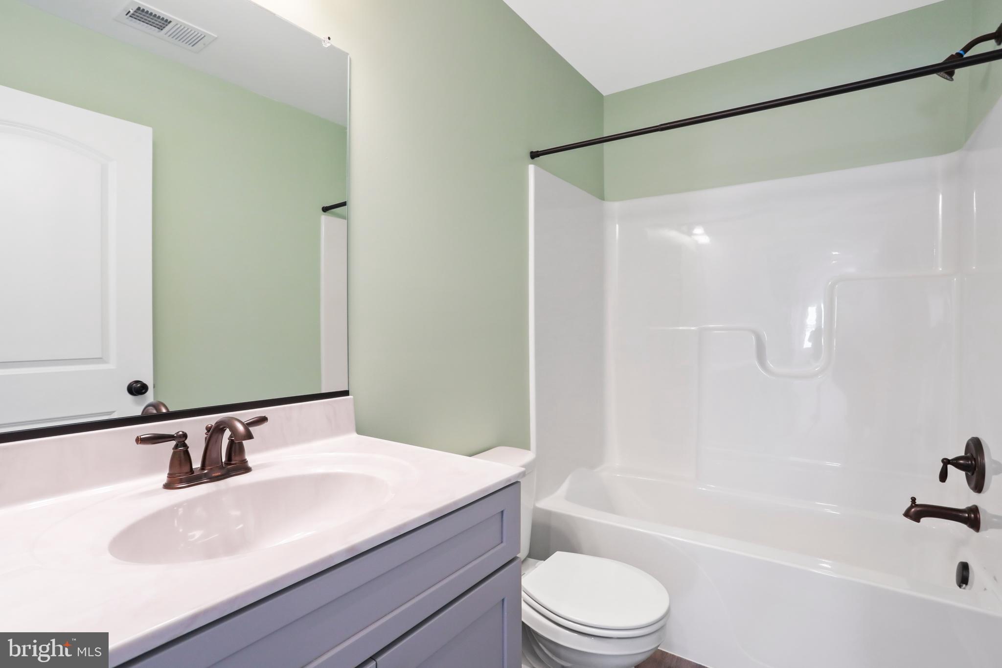 MIDDLE CREEK VISTAS - Residential