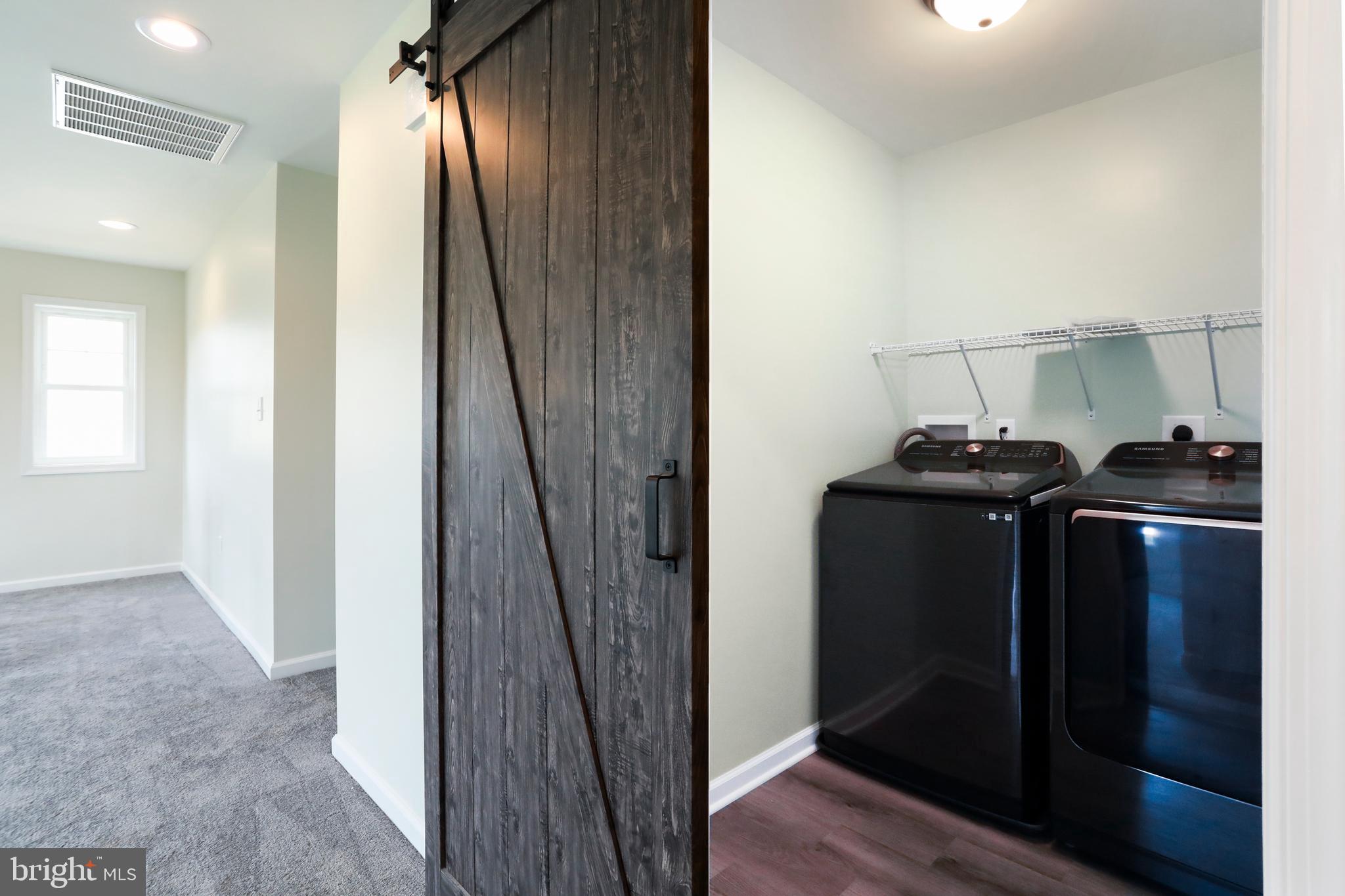 MIDDLE CREEK VISTAS - Residential