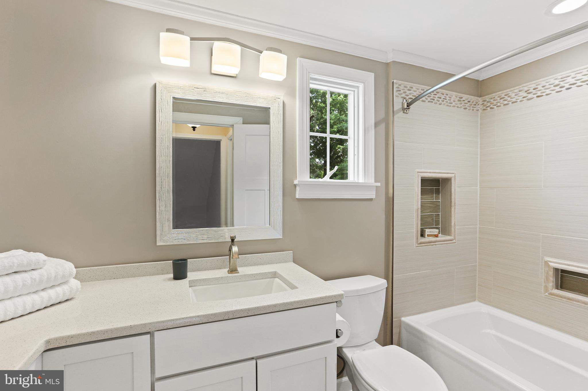 VILLAGE OF KINGS CONTRIVANCE - Residential