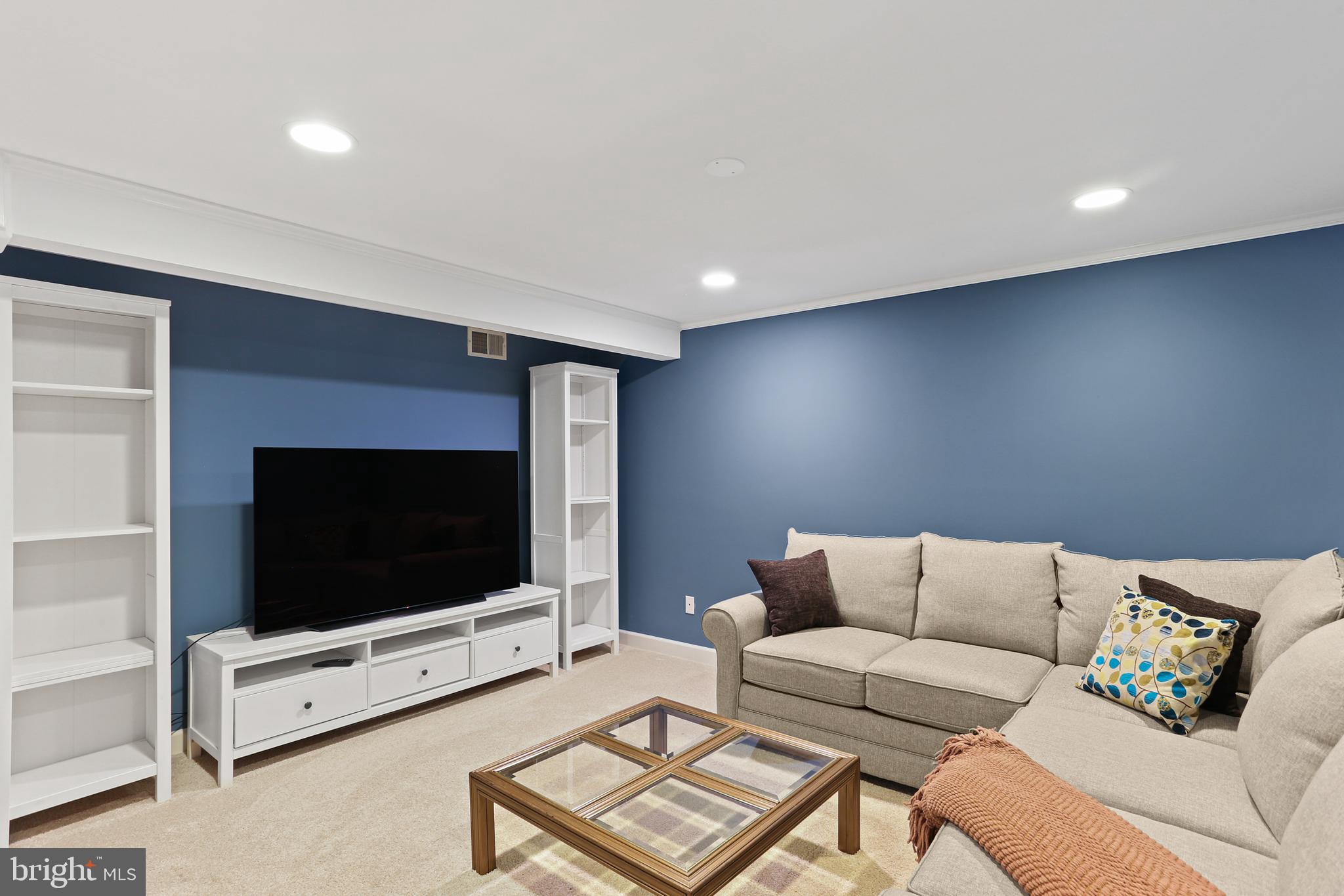 VILLAGE OF KINGS CONTRIVANCE - Residential