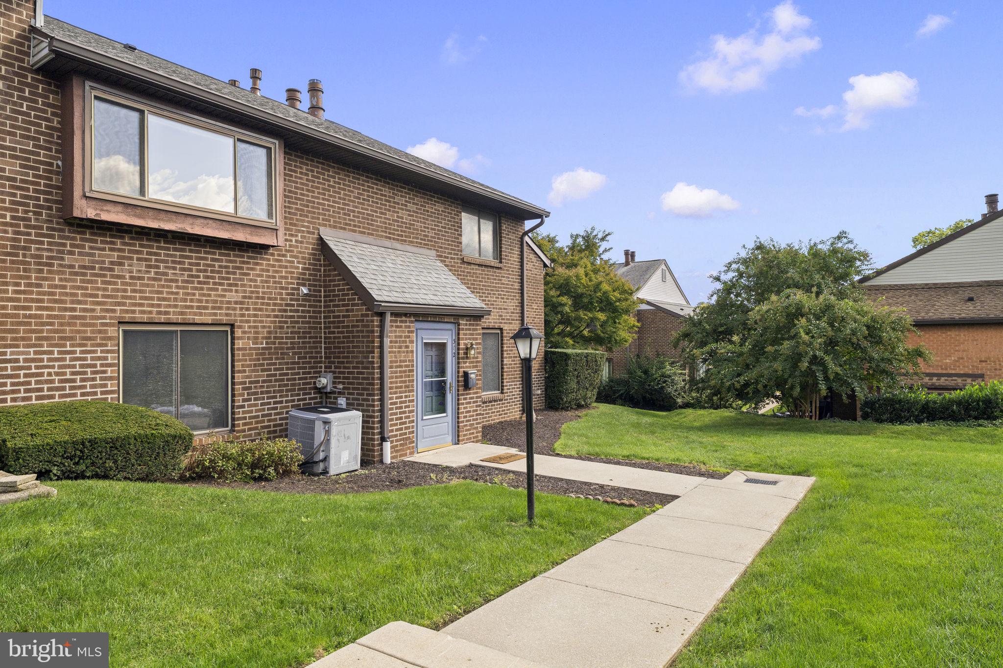 700 ARDMORE AVE 302