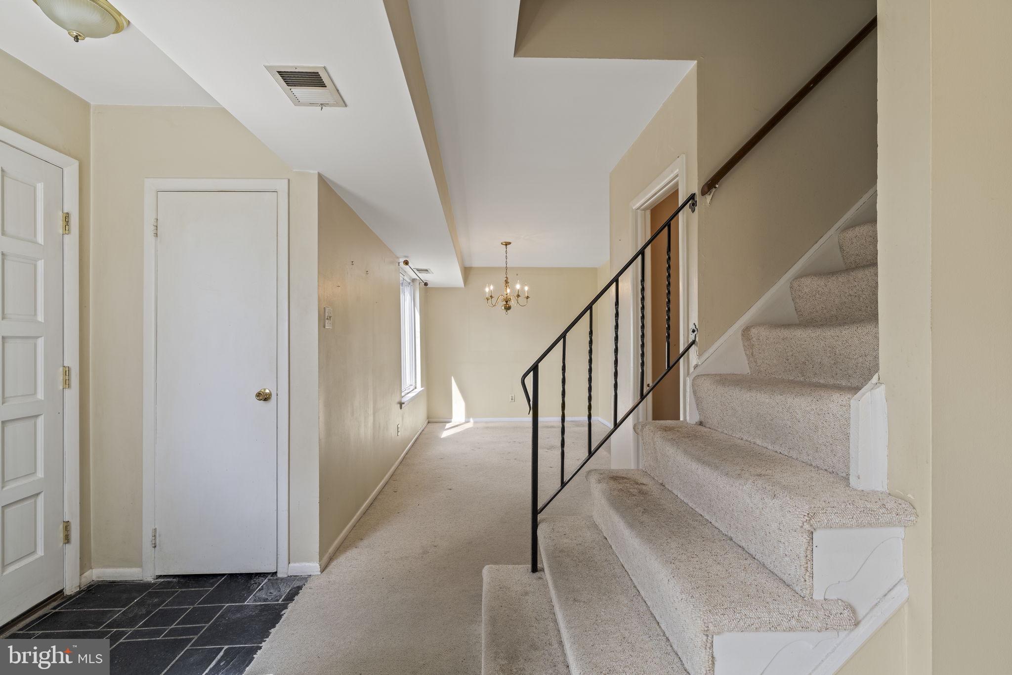 700 ARDMORE AVE 302
