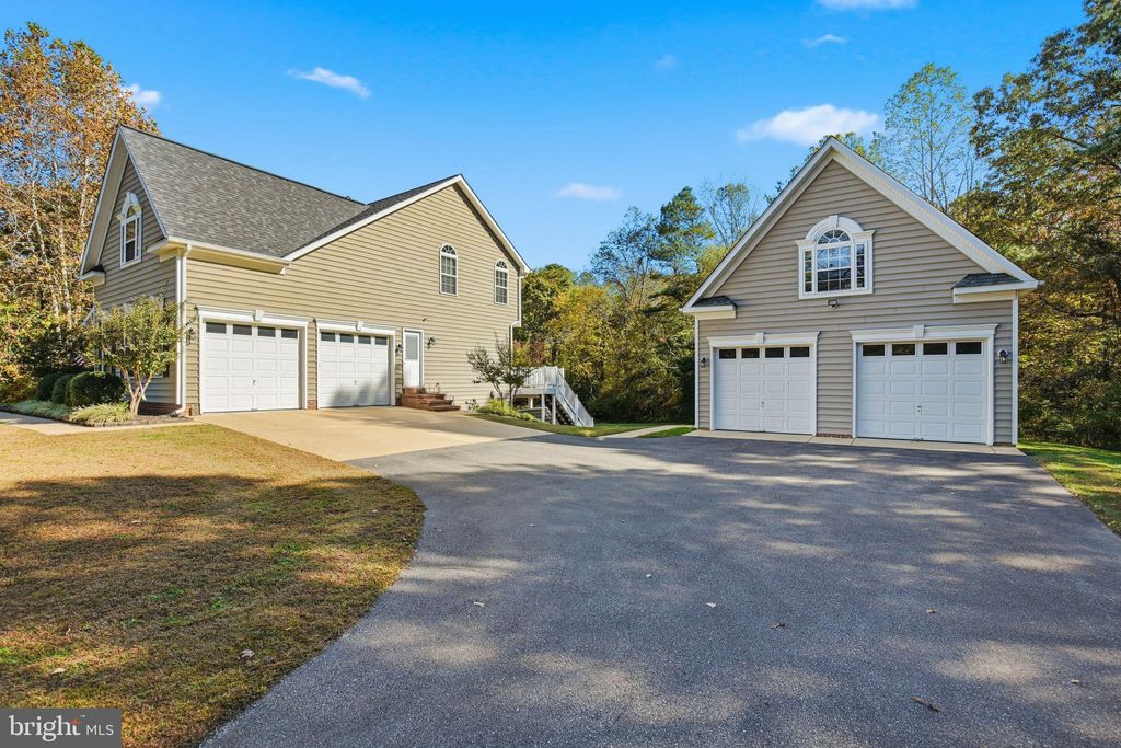 Photo of 27200 Bohle Road, MECHANICSVILLE, MD 20659 (MLS # MDSM2027870)
