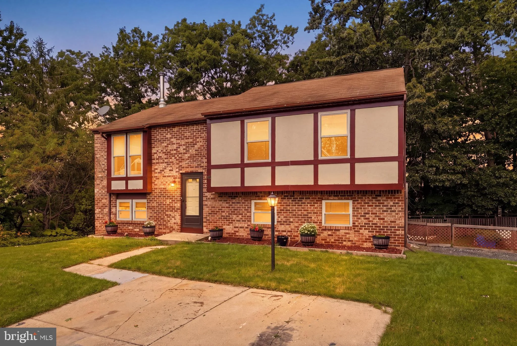 12 Beefwood Court, Essex, MD, 21221