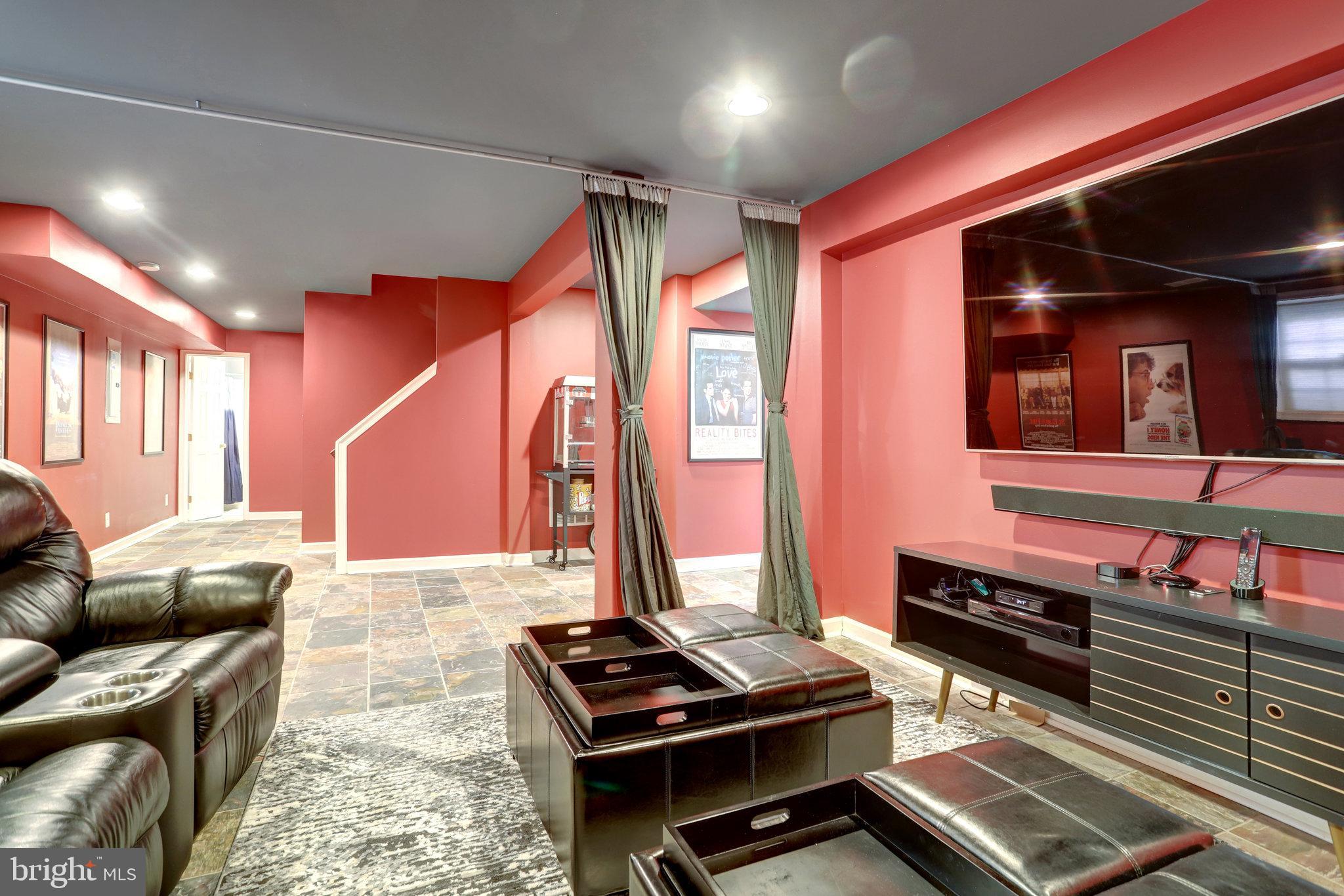 ALCOVA HEIGHTS - Residential