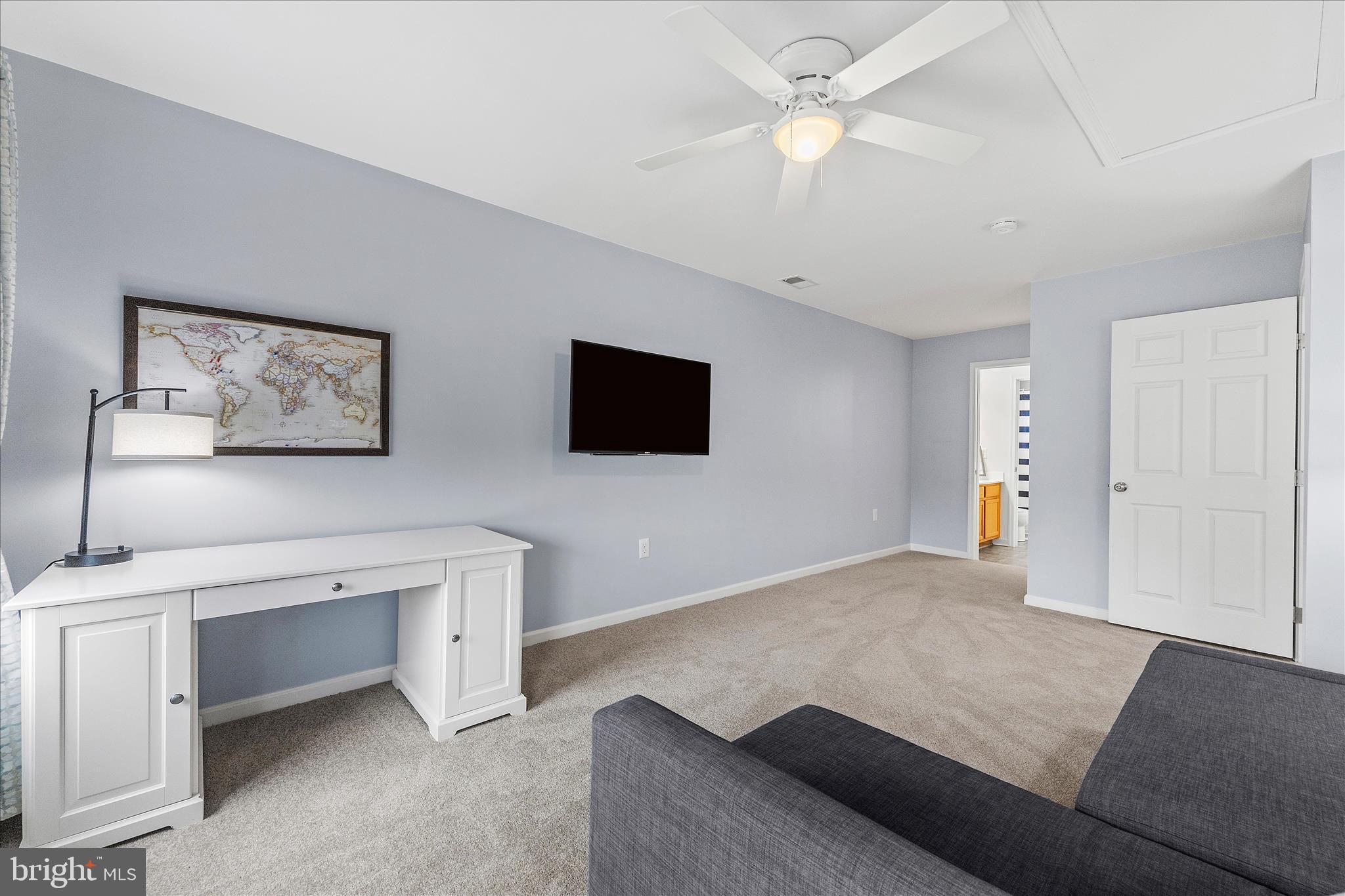 WAVERLY FARM - Residential