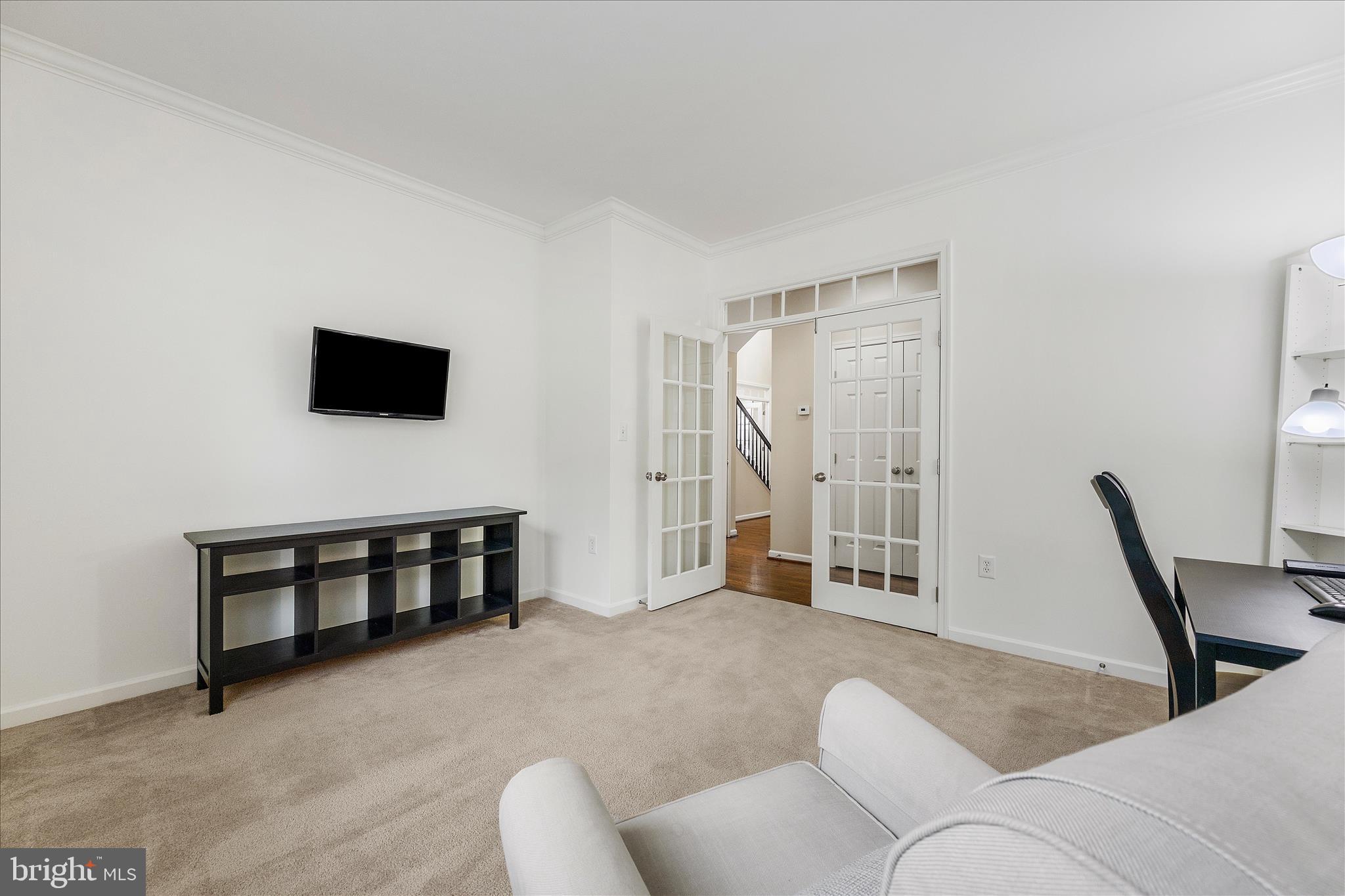 WAVERLY FARM - Residential