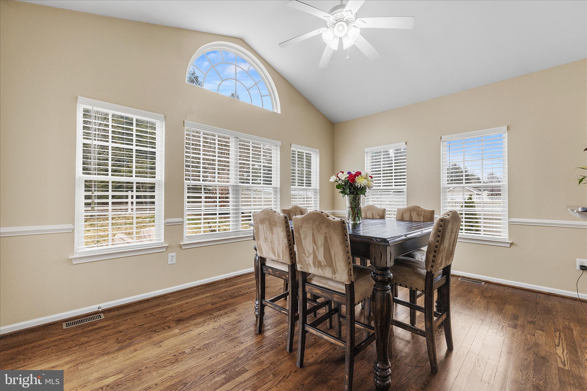 WAVERLY FARM - Residential