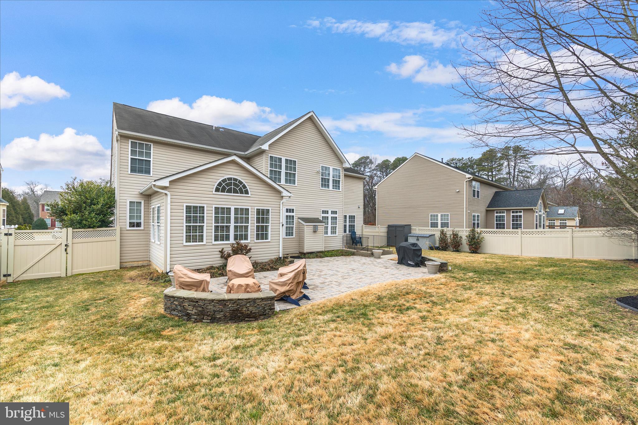 WAVERLY FARM - Residential