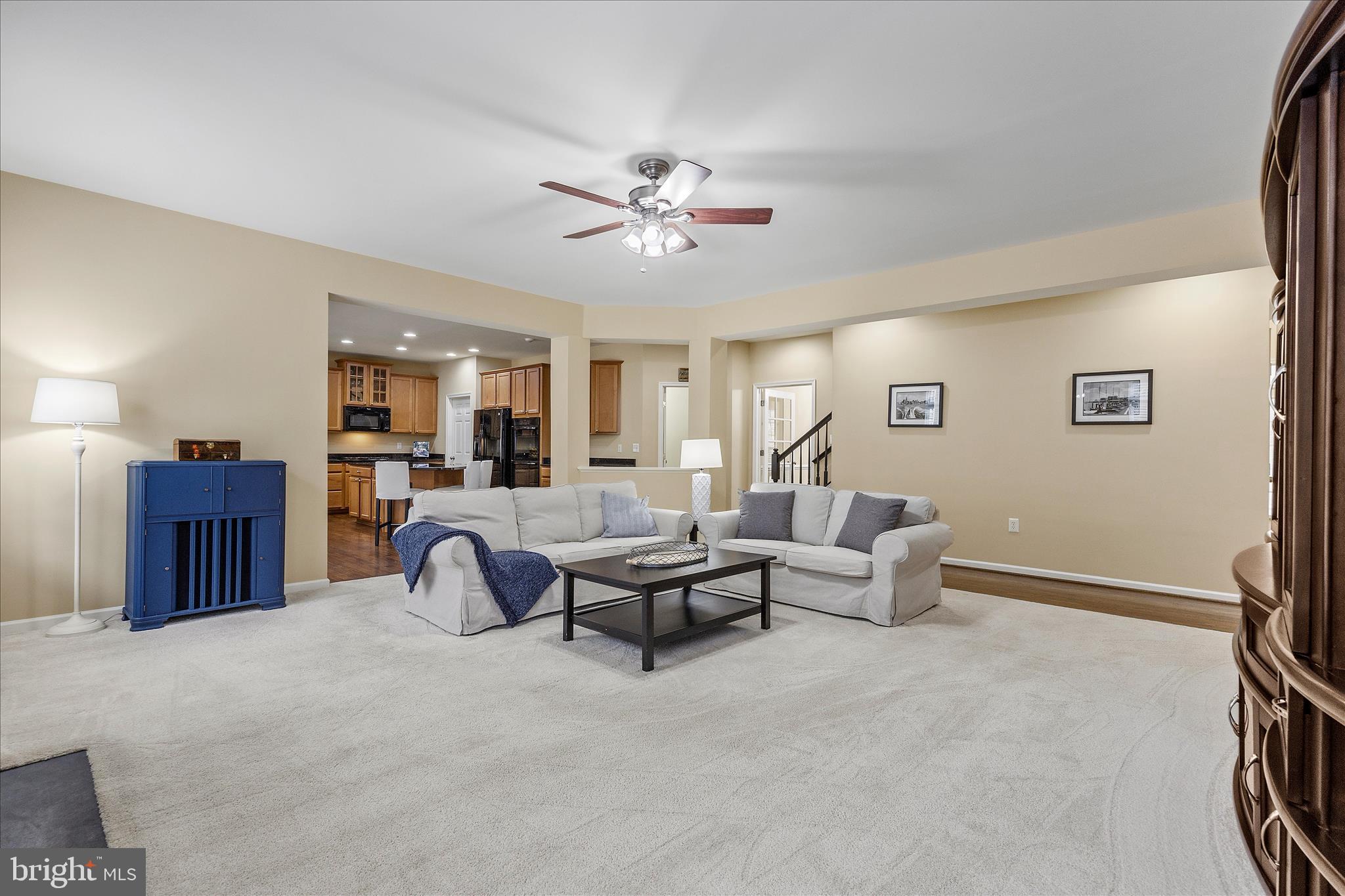 WAVERLY FARM - Residential