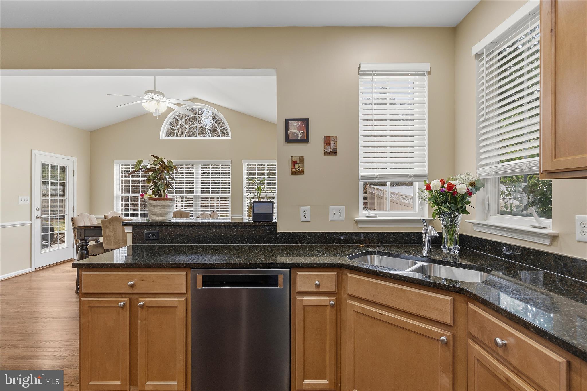 WAVERLY FARM - Residential