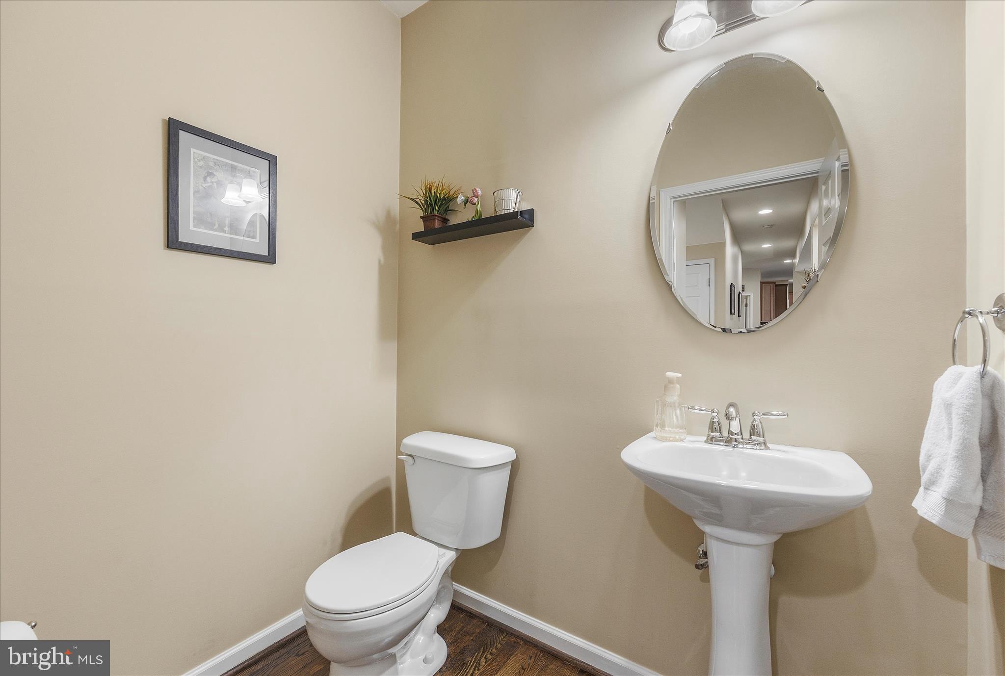 WAVERLY FARM - Residential