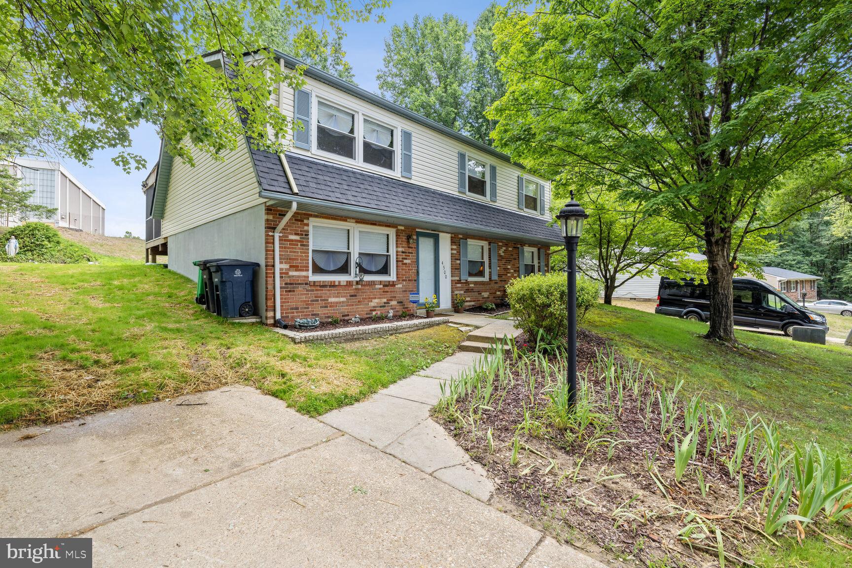 MARLBORO MEADOWS - Residential