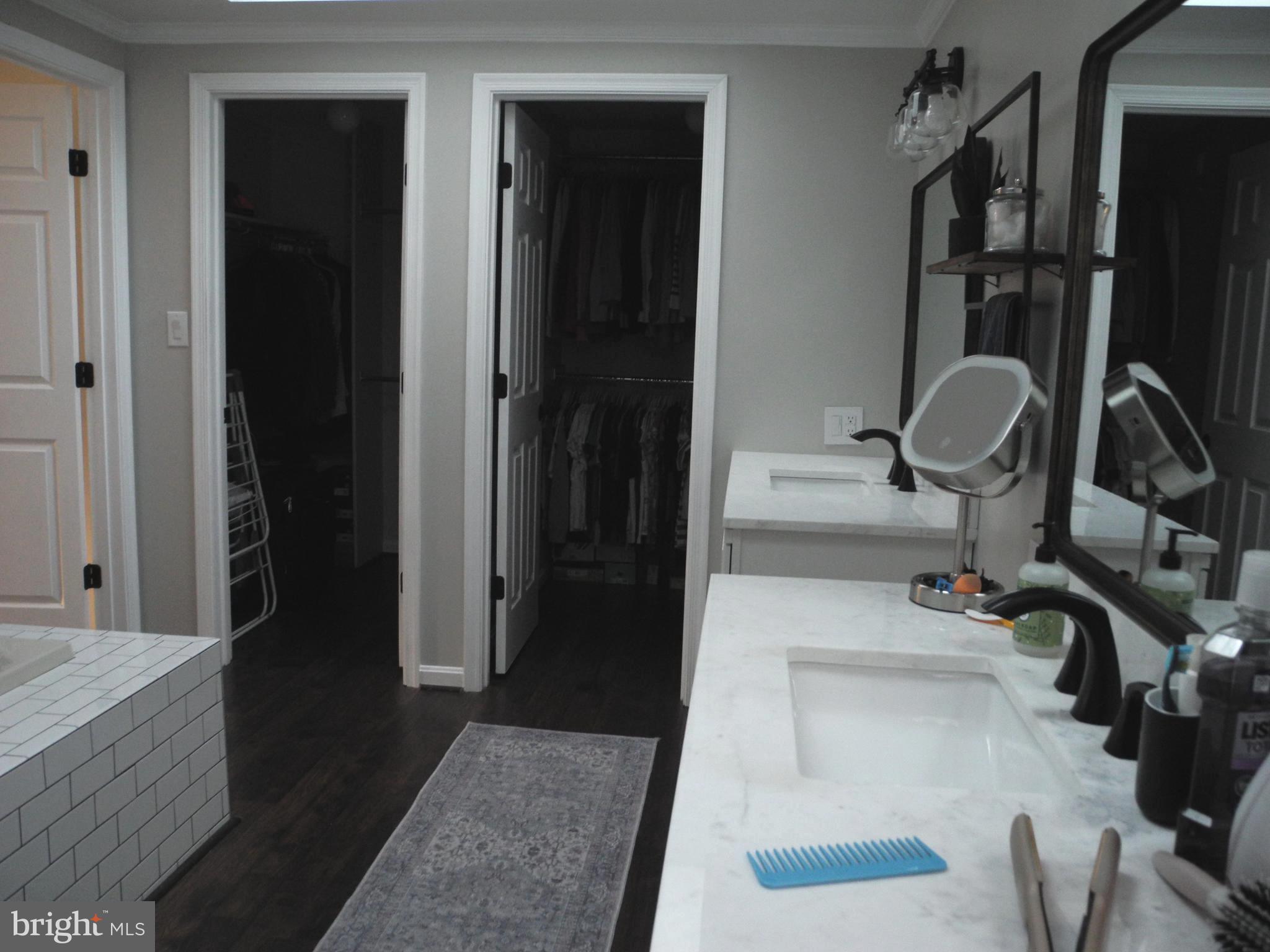 FOXLEIGH MEADOWS - Residential