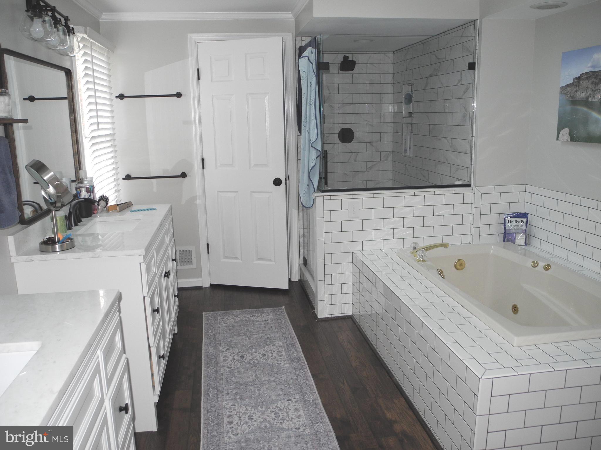 FOXLEIGH MEADOWS - Residential