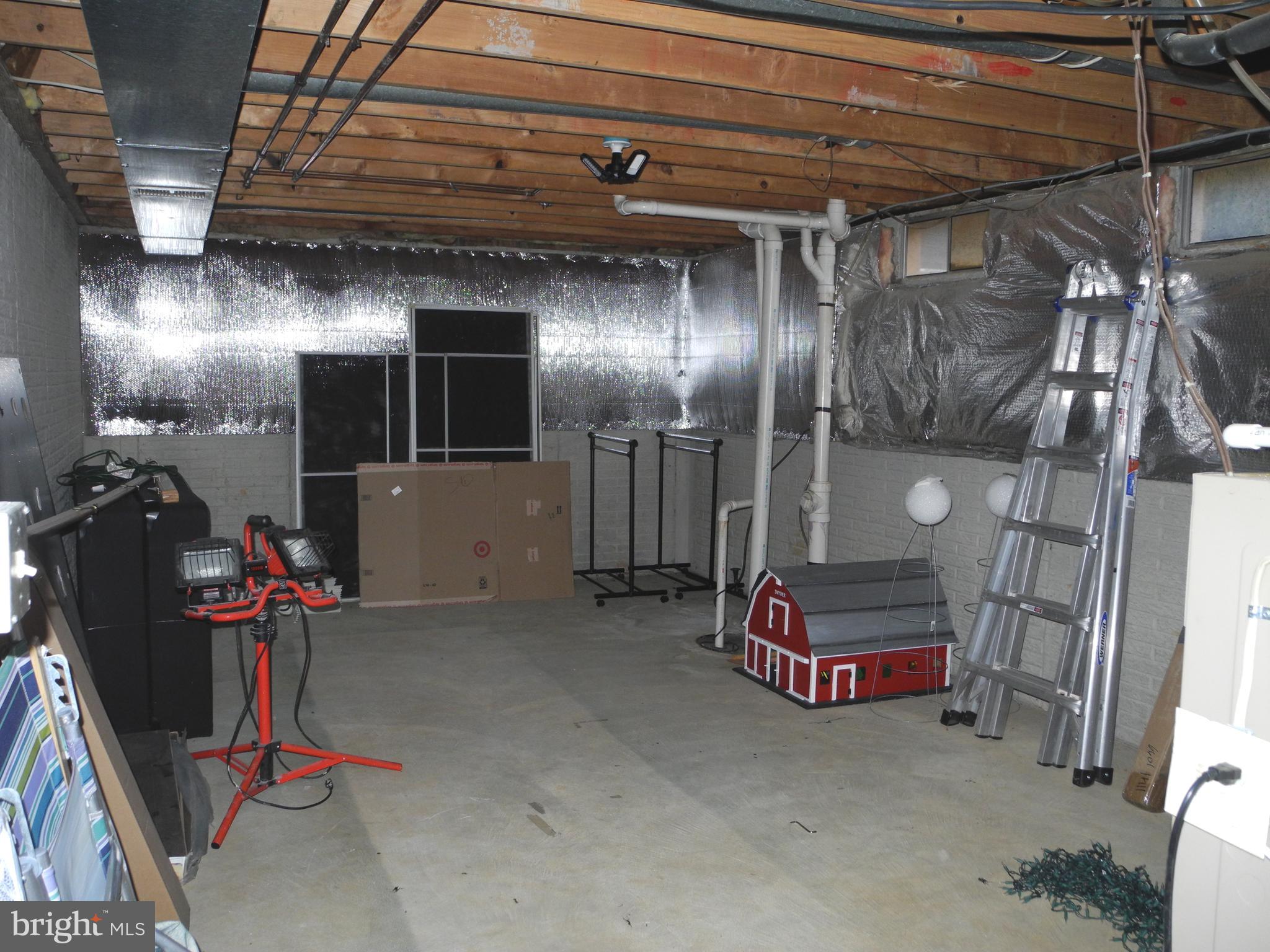 FOXLEIGH MEADOWS - Residential