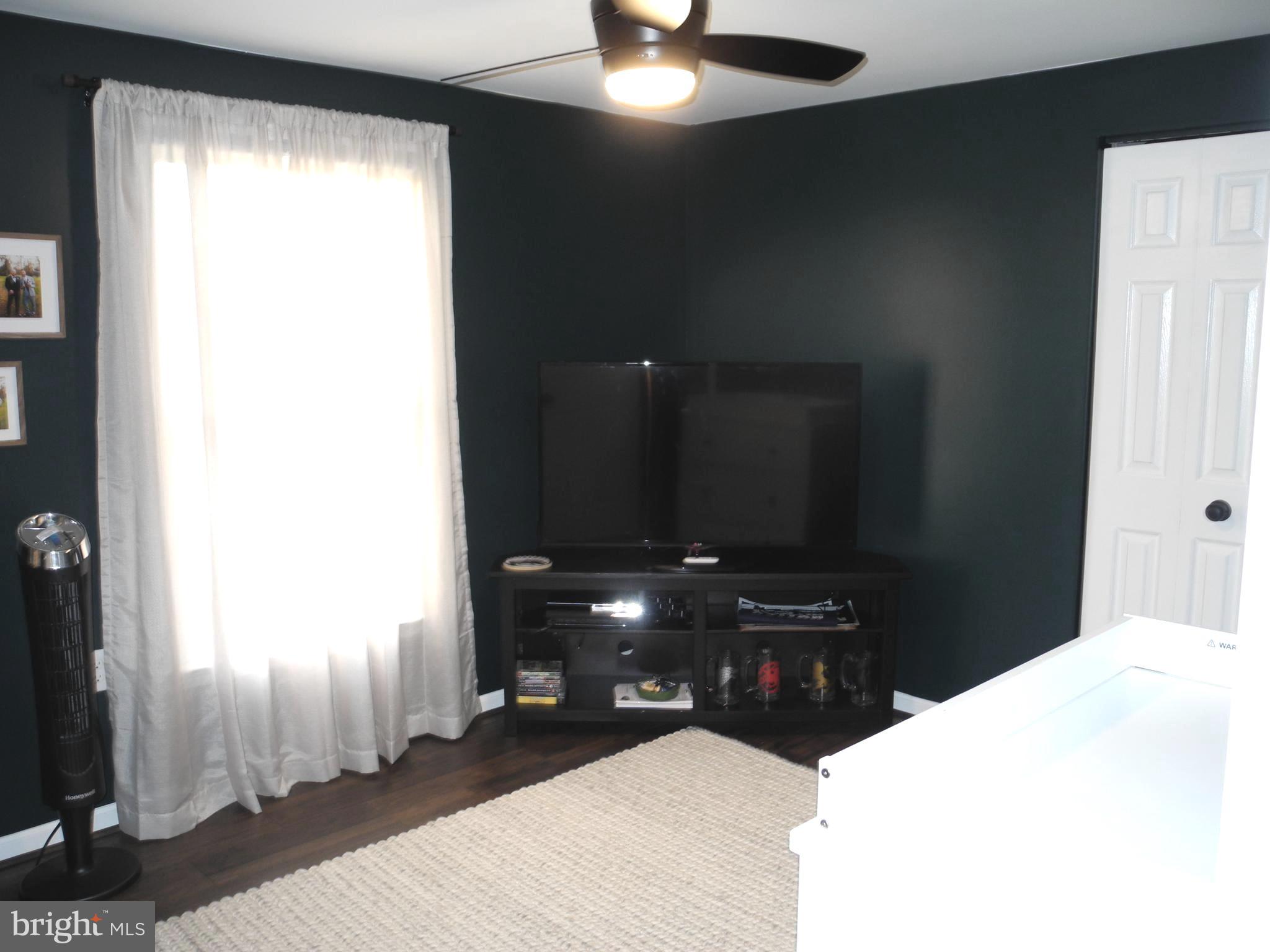 FOXLEIGH MEADOWS - Residential