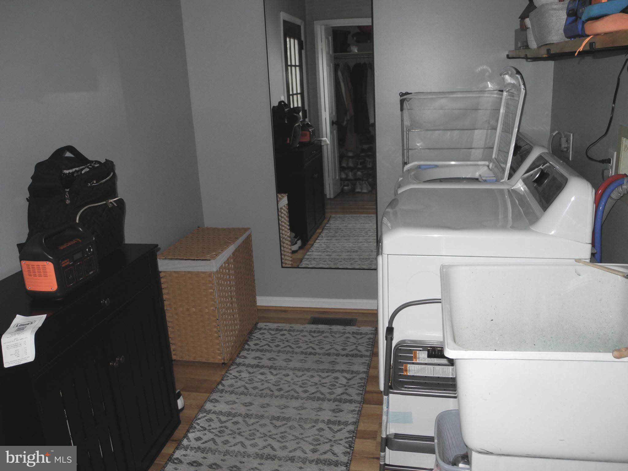 FOXLEIGH MEADOWS - Residential