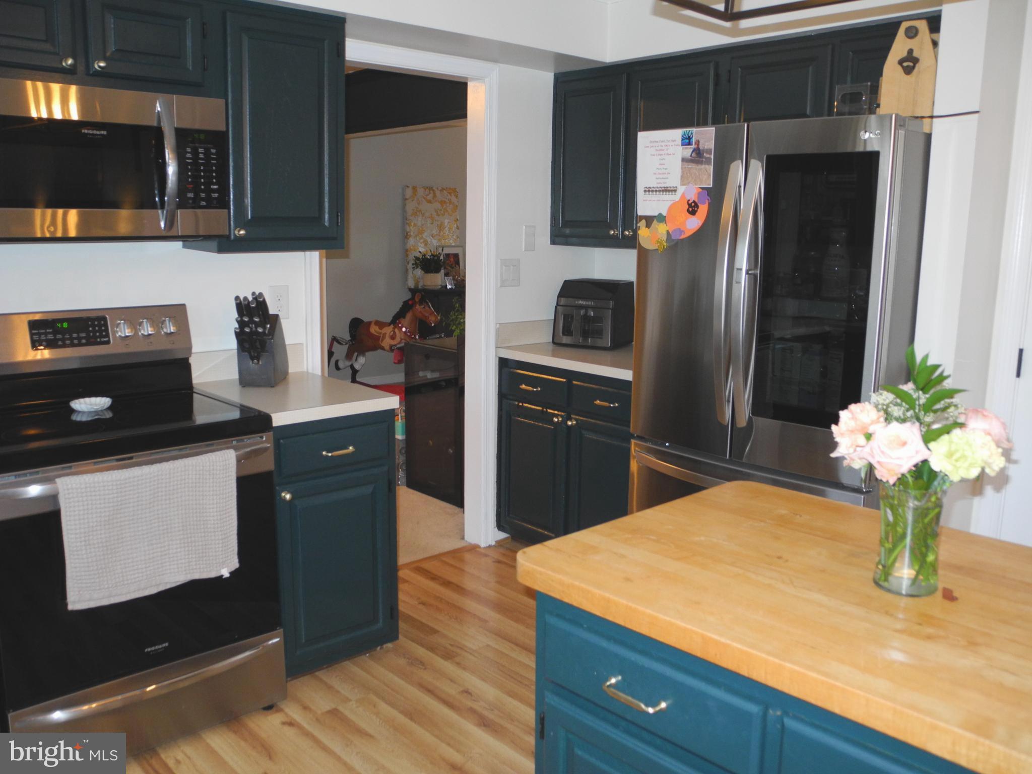 FOXLEIGH MEADOWS - Residential