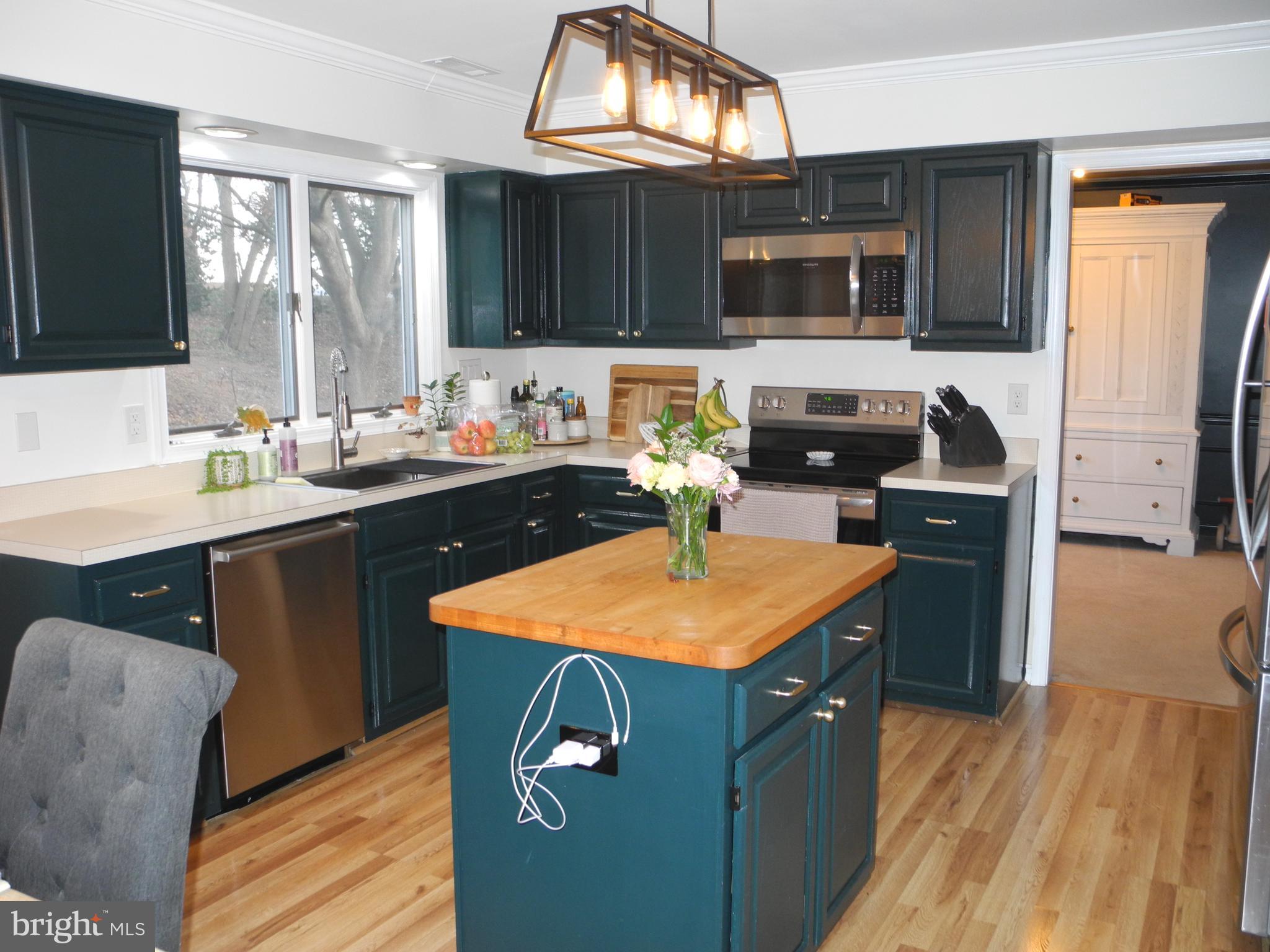 FOXLEIGH MEADOWS - Residential