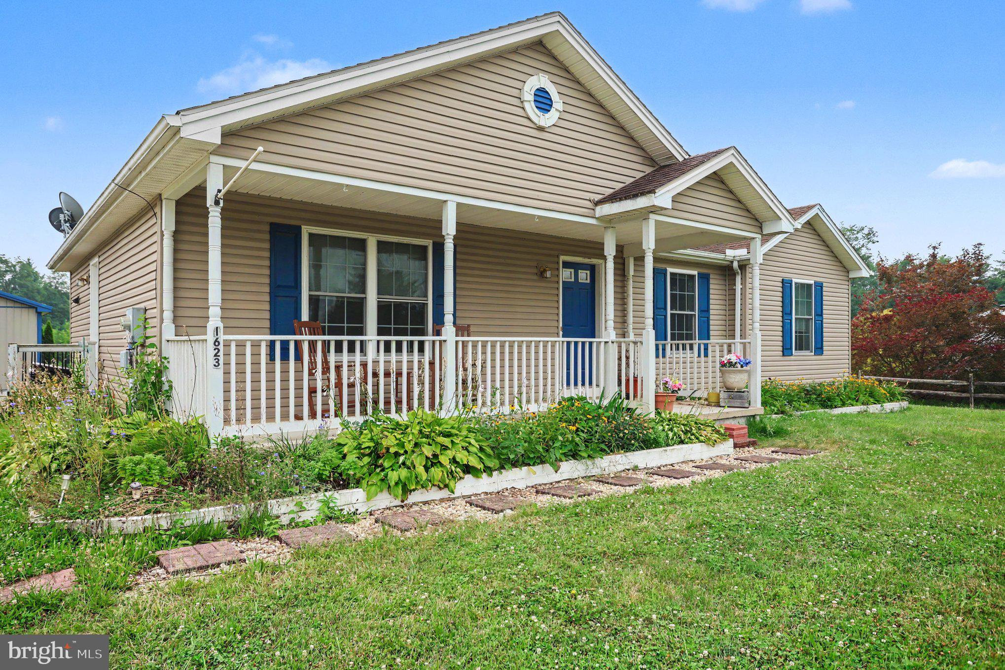 1623 OLD CARLISLE ROAD