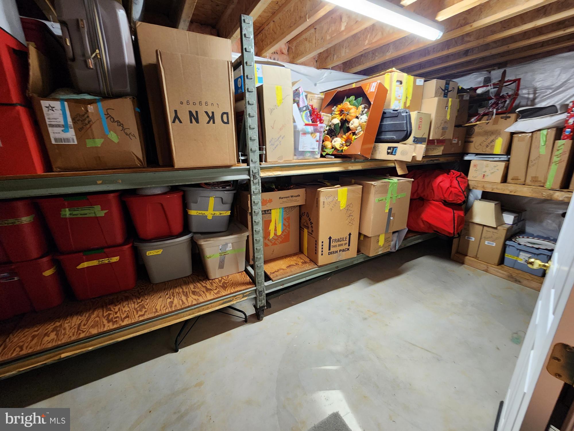 APPLE KNOLLS - Residential