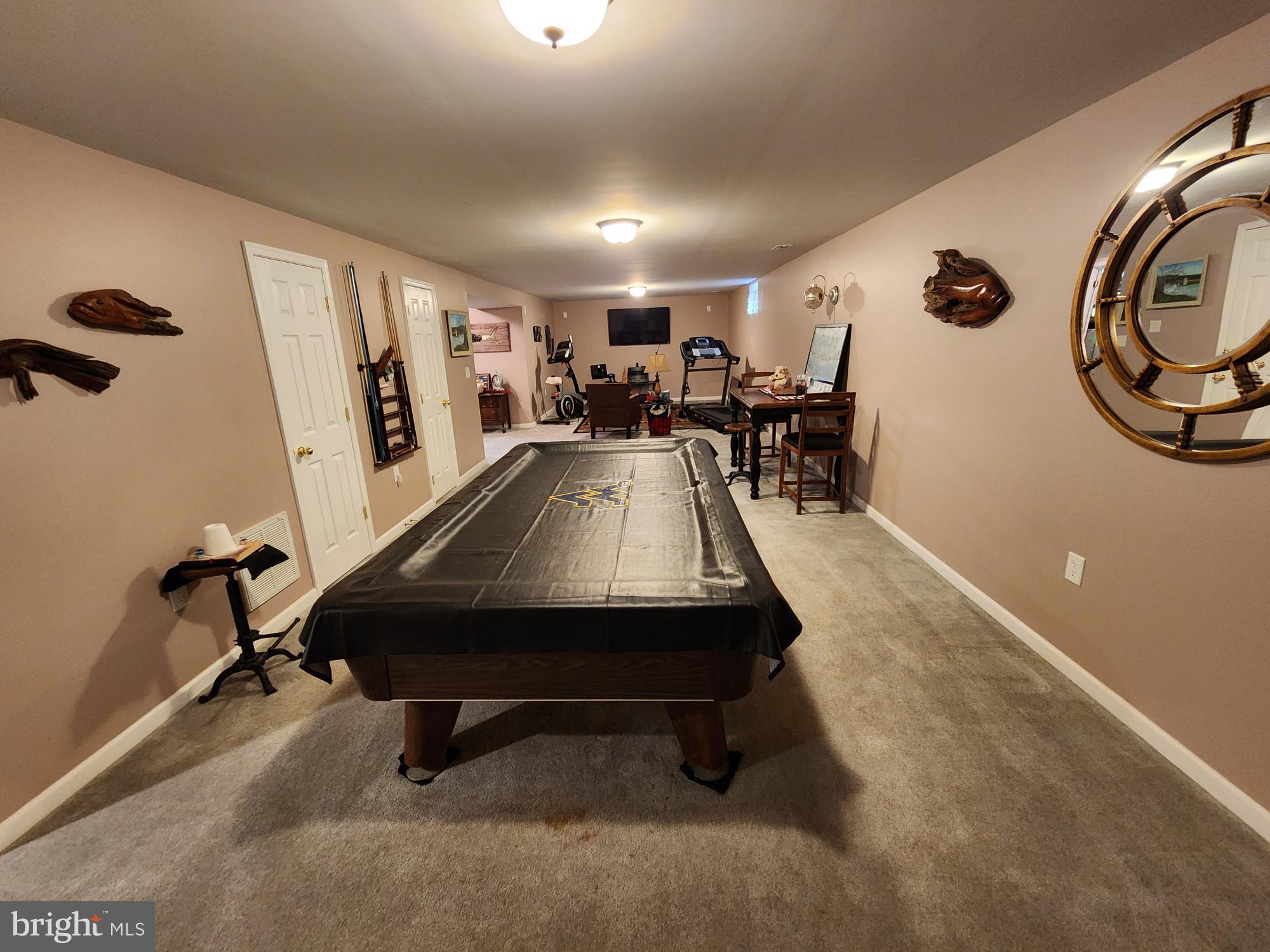 APPLE KNOLLS - Residential