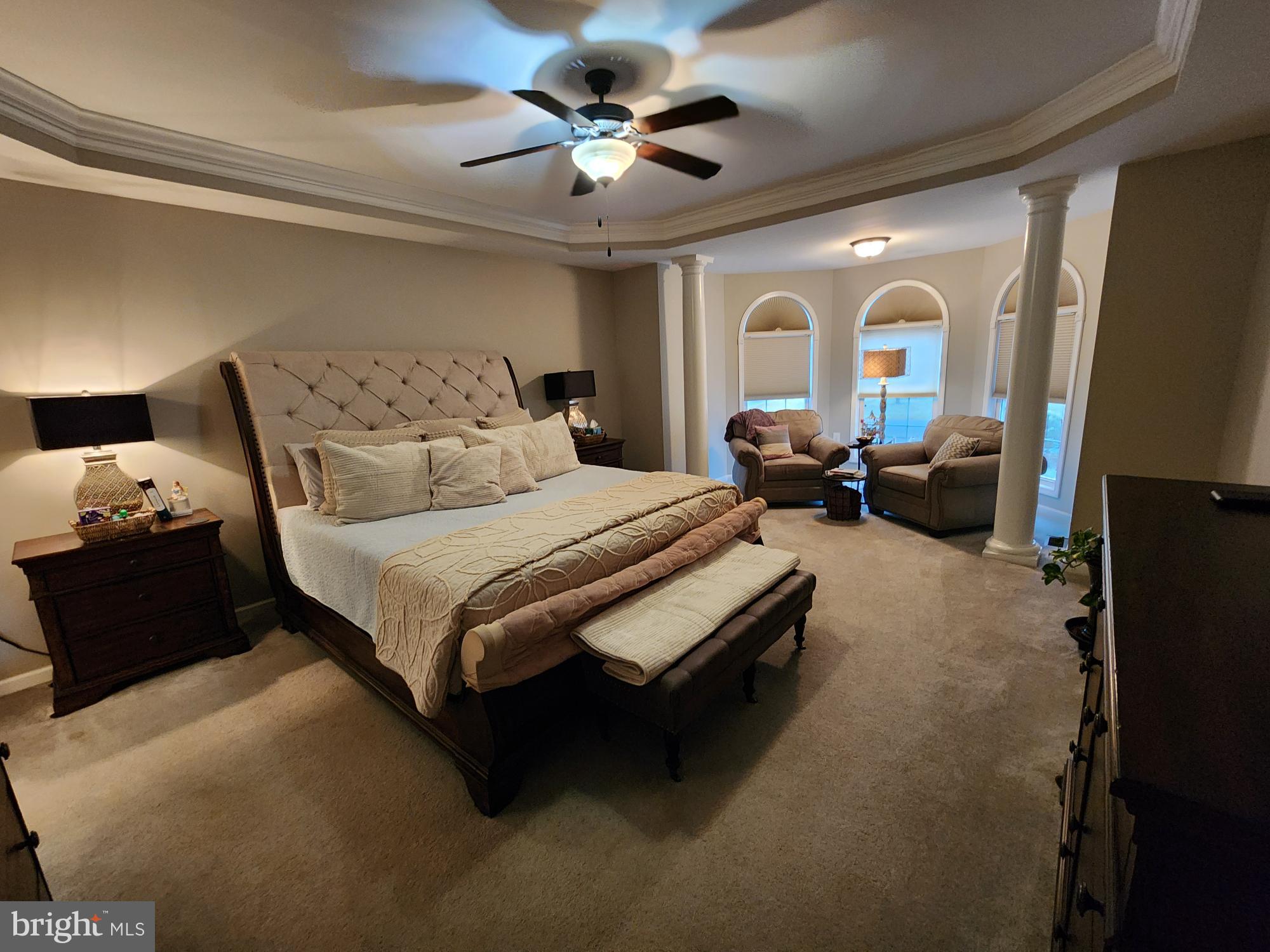 APPLE KNOLLS - Residential