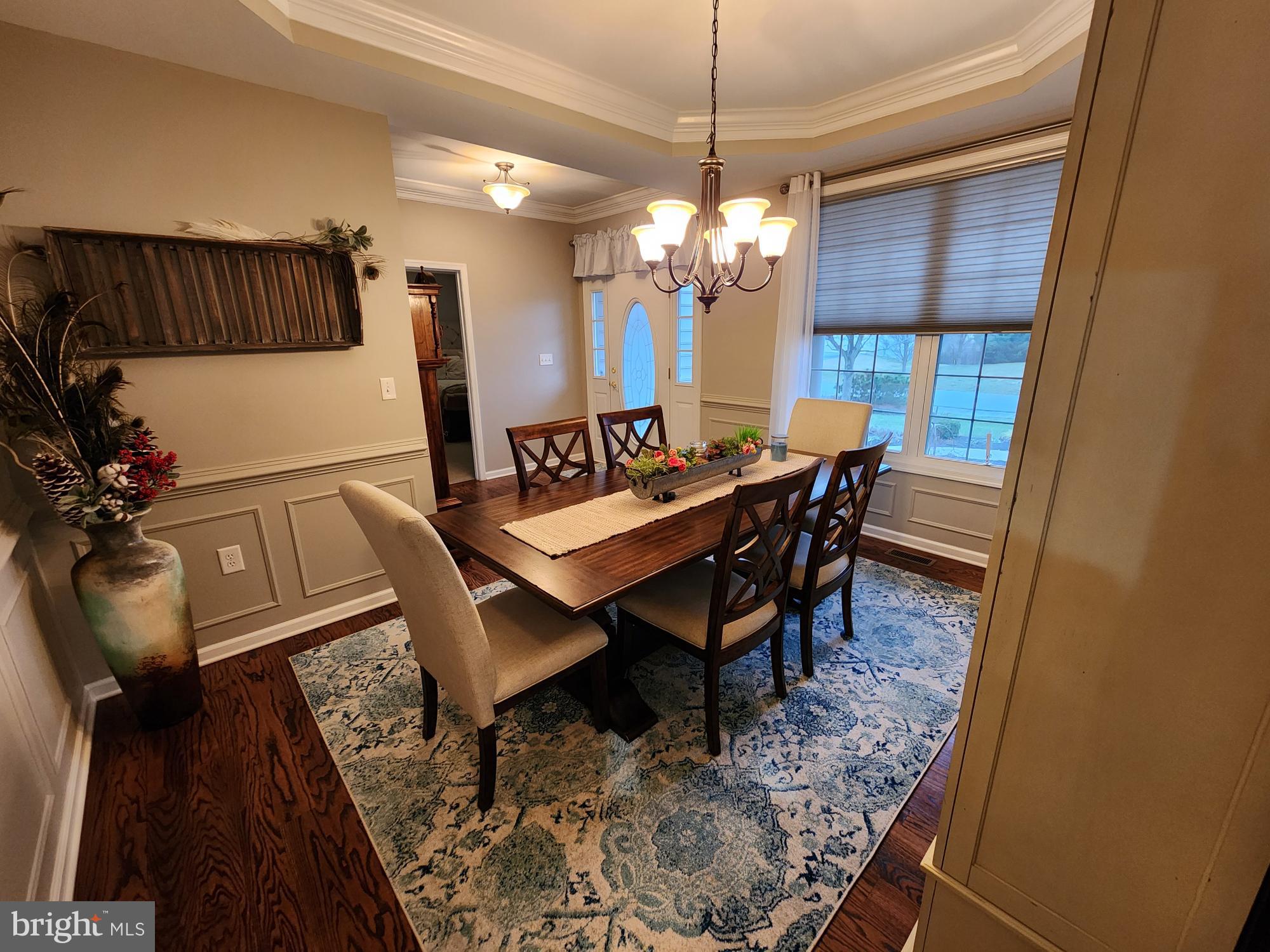 APPLE KNOLLS - Residential