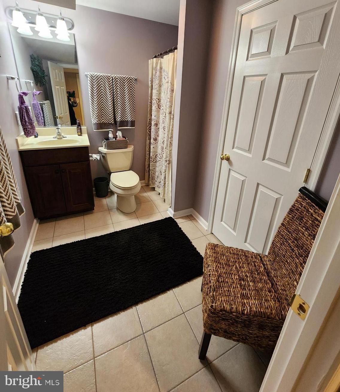 APPLE KNOLLS - Residential