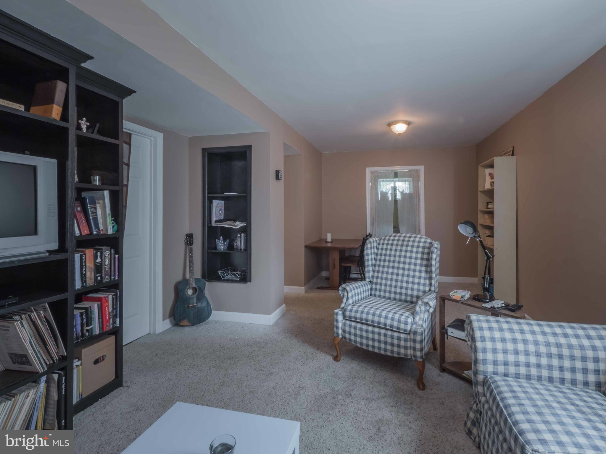 SYMPHONY WOODS - Residential