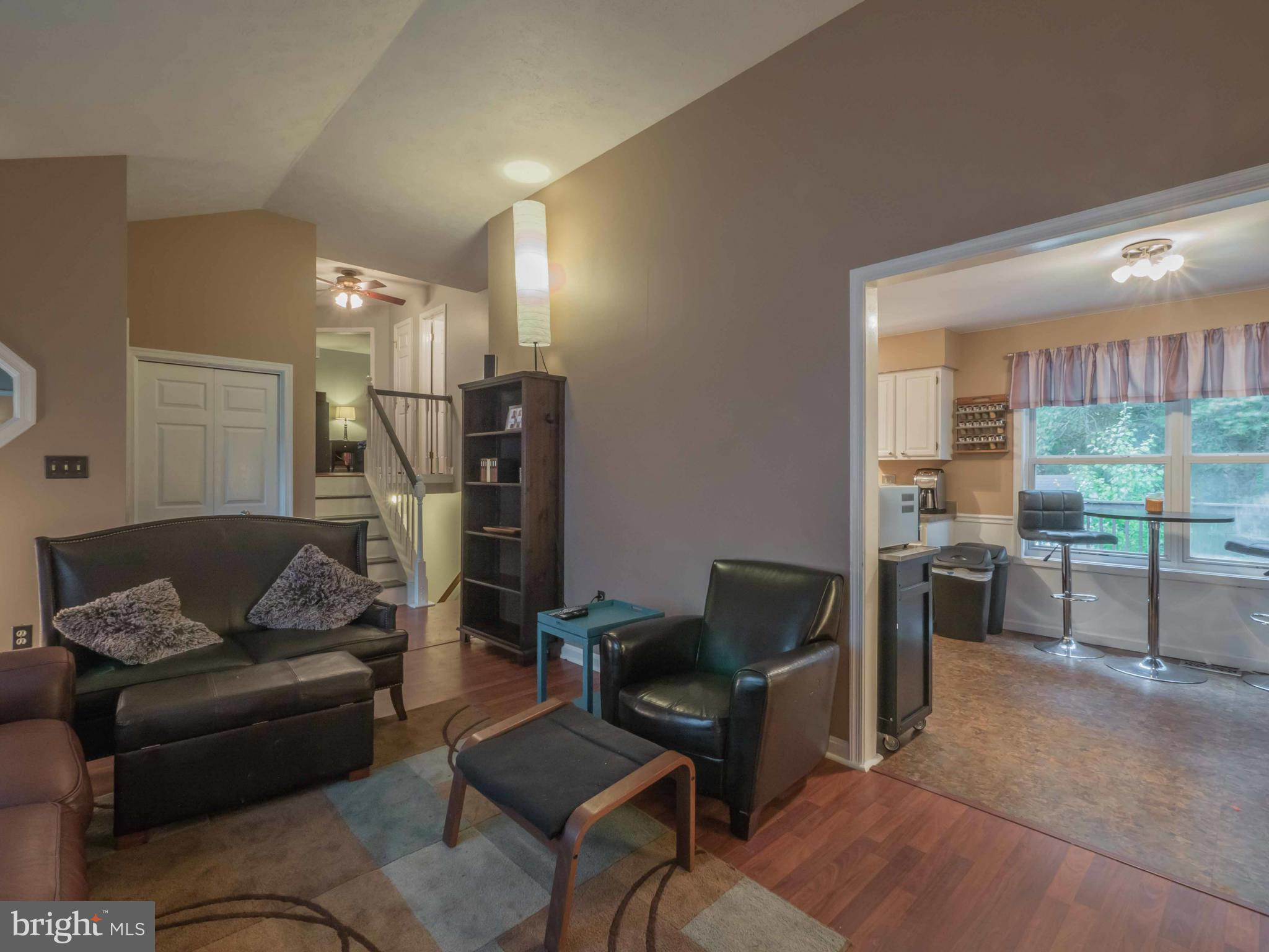 SYMPHONY WOODS - Residential