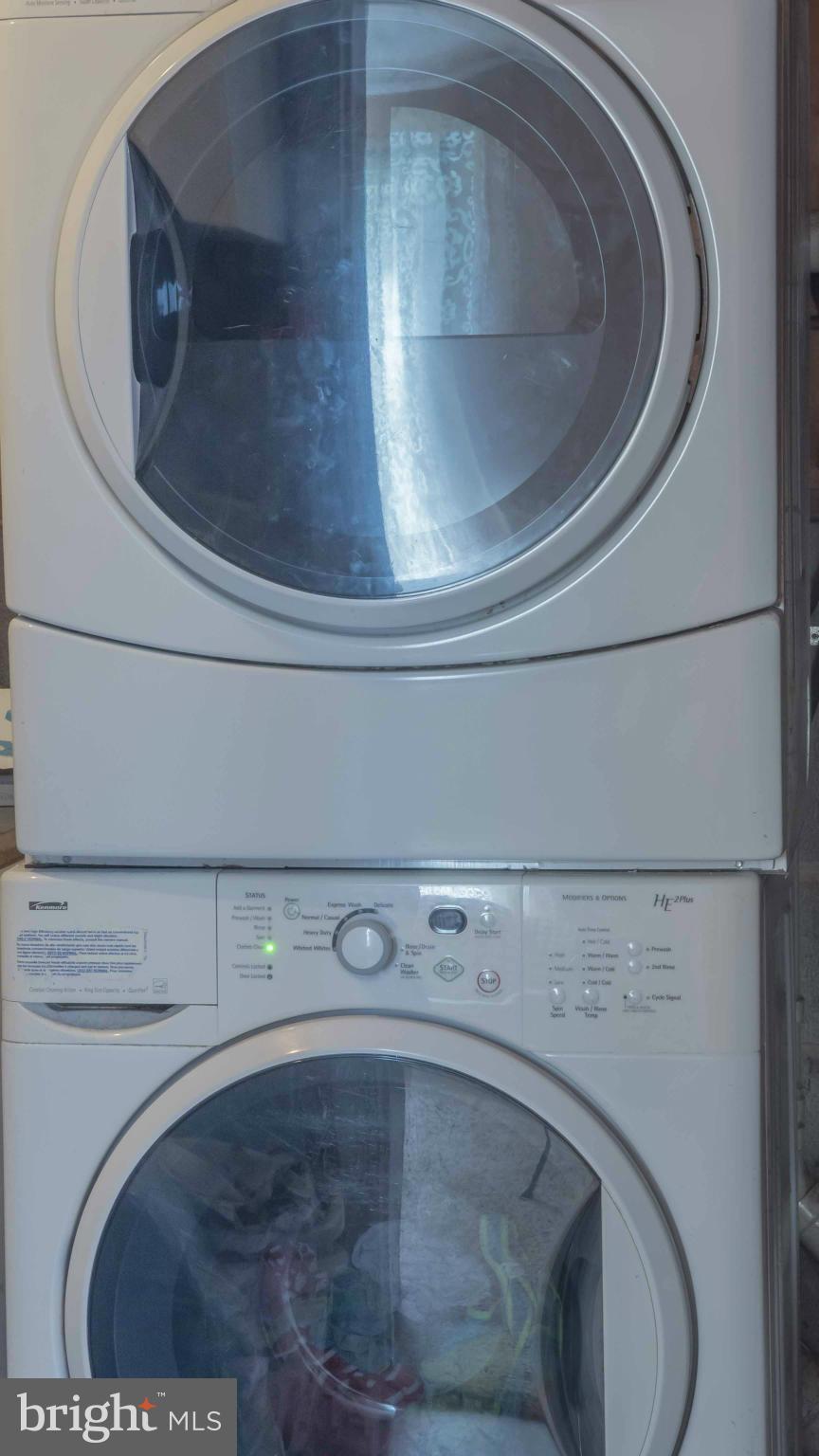 SYMPHONY WOODS - Residential