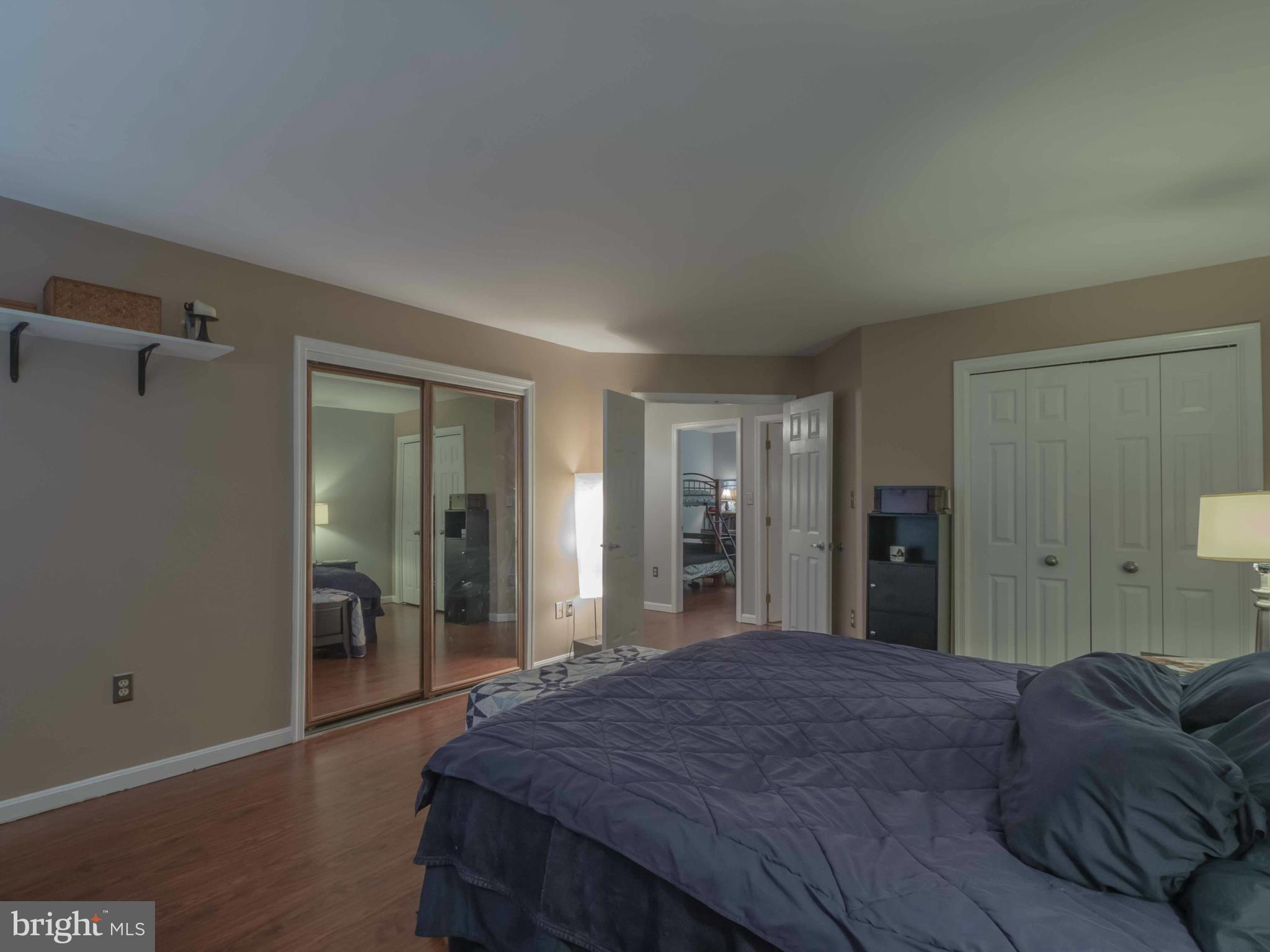 SYMPHONY WOODS - Residential