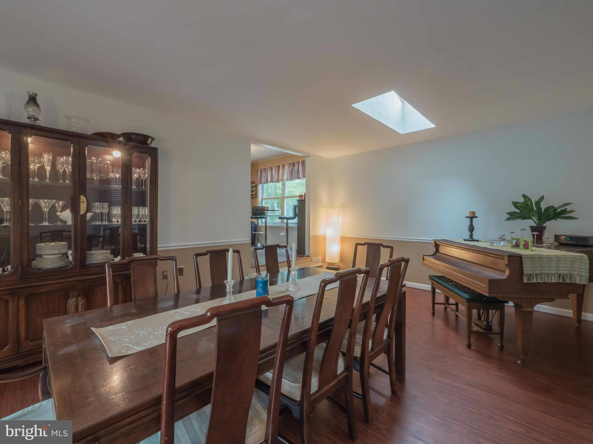 SYMPHONY WOODS - Residential