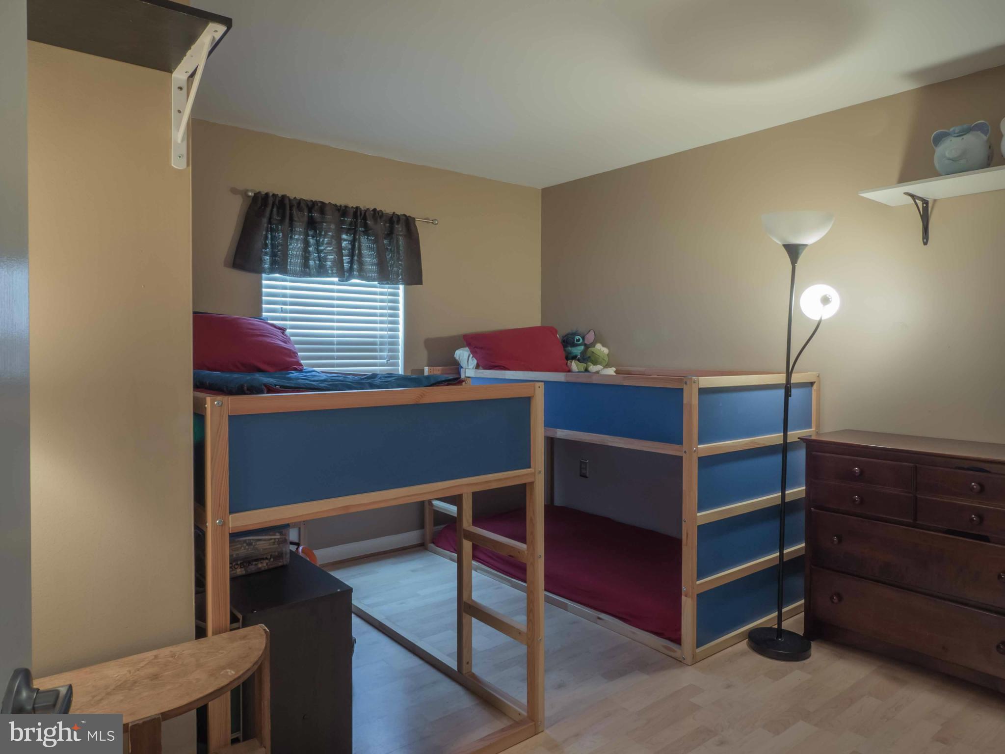 SYMPHONY WOODS - Residential