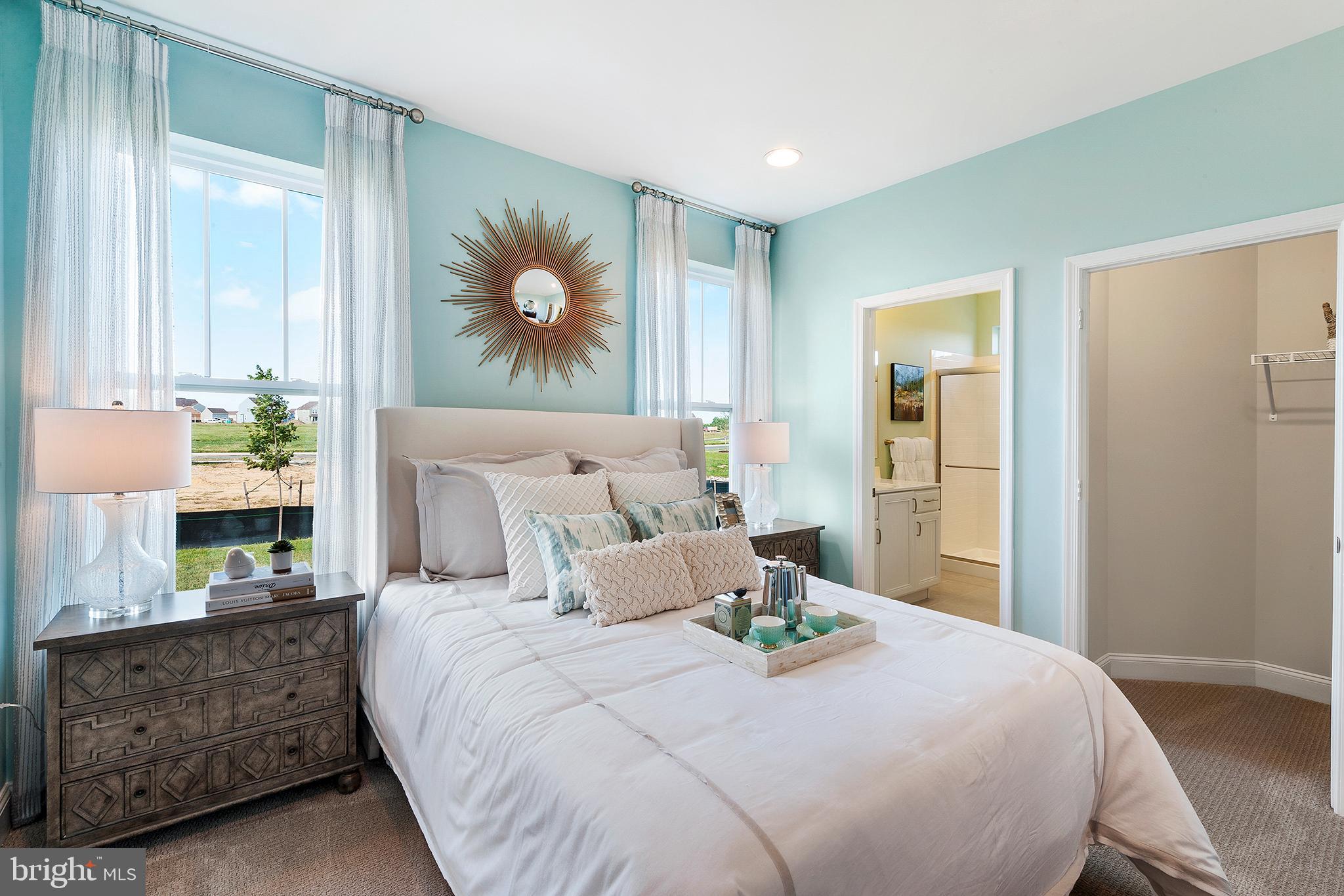 1203 N OLMSTED PARKWAY