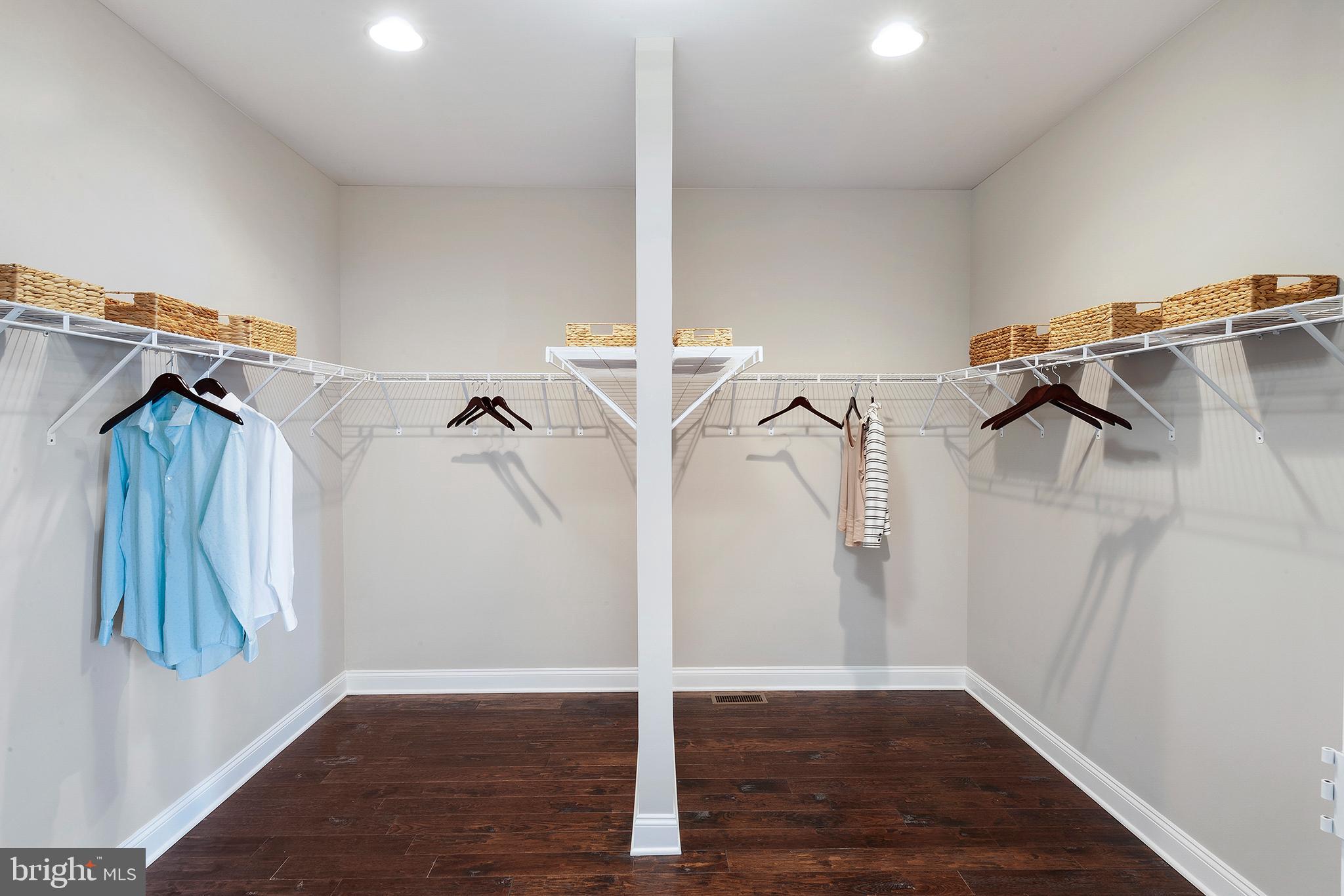 VILLAGE OF BAYBERRY - Residential