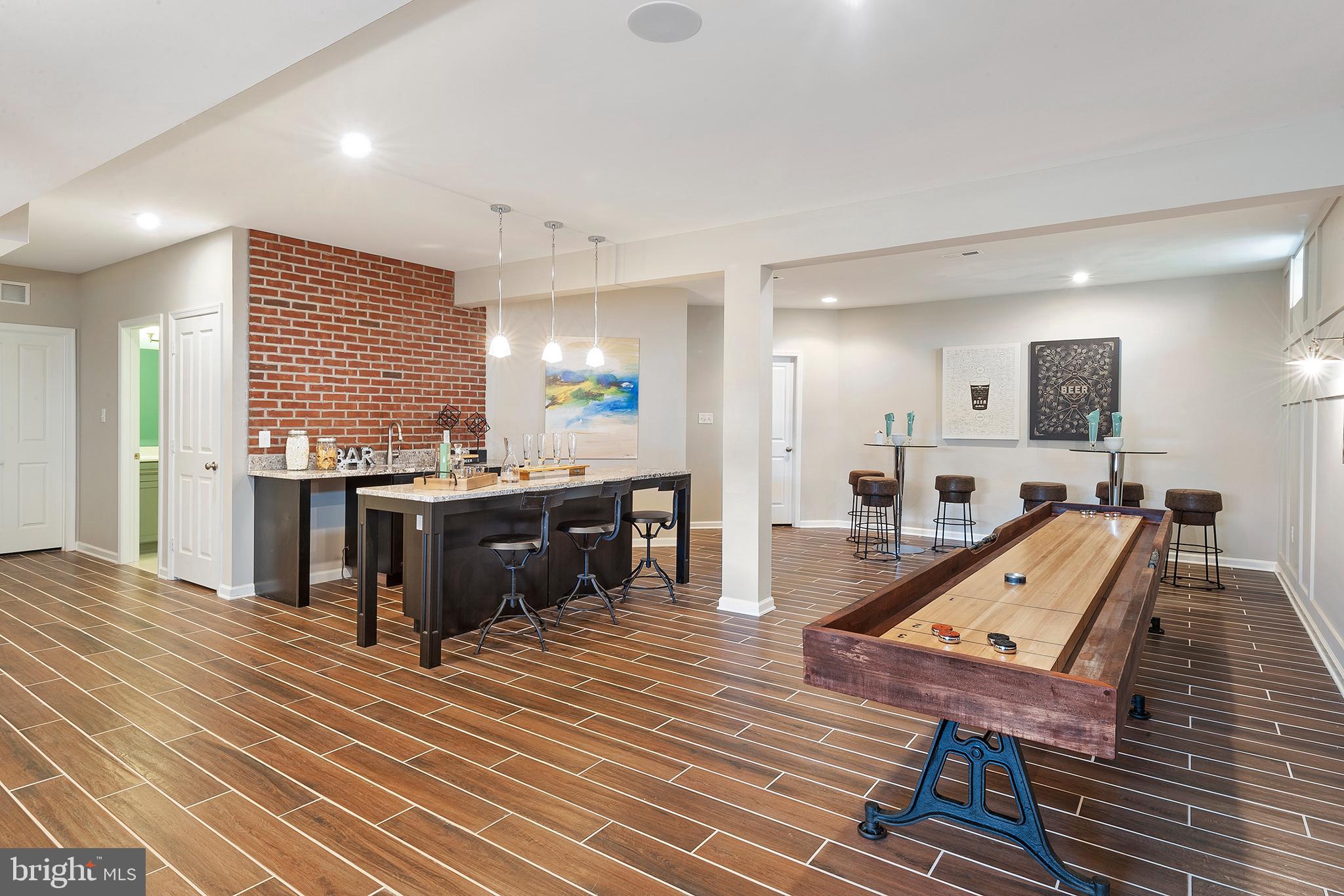 VILLAGE OF BAYBERRY - Residential