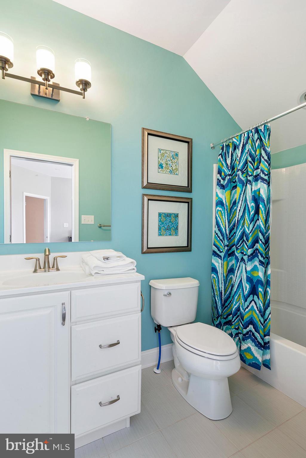 VILLAGE OF BAYBERRY - Residential