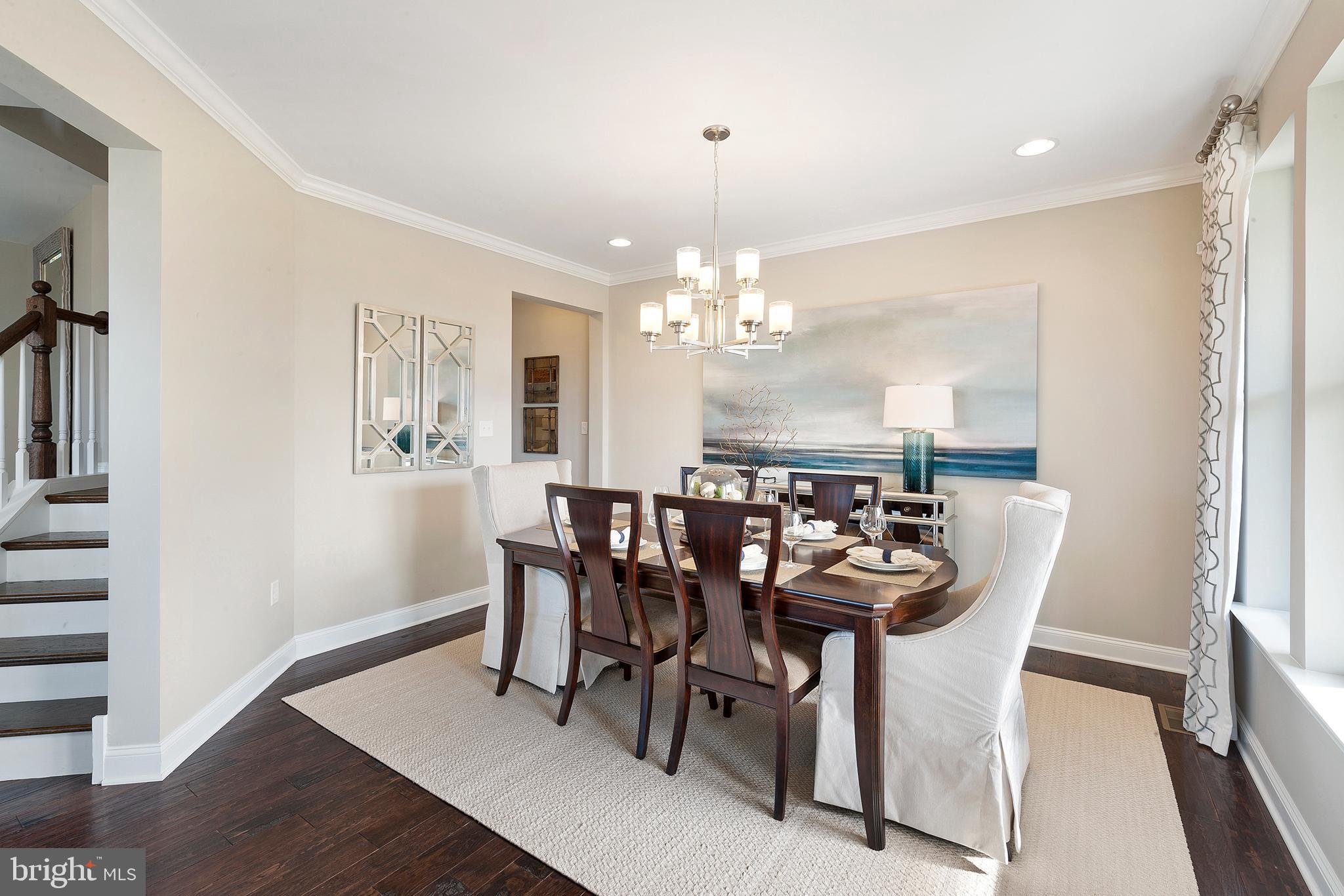 1203 N OLMSTED PARKWAY