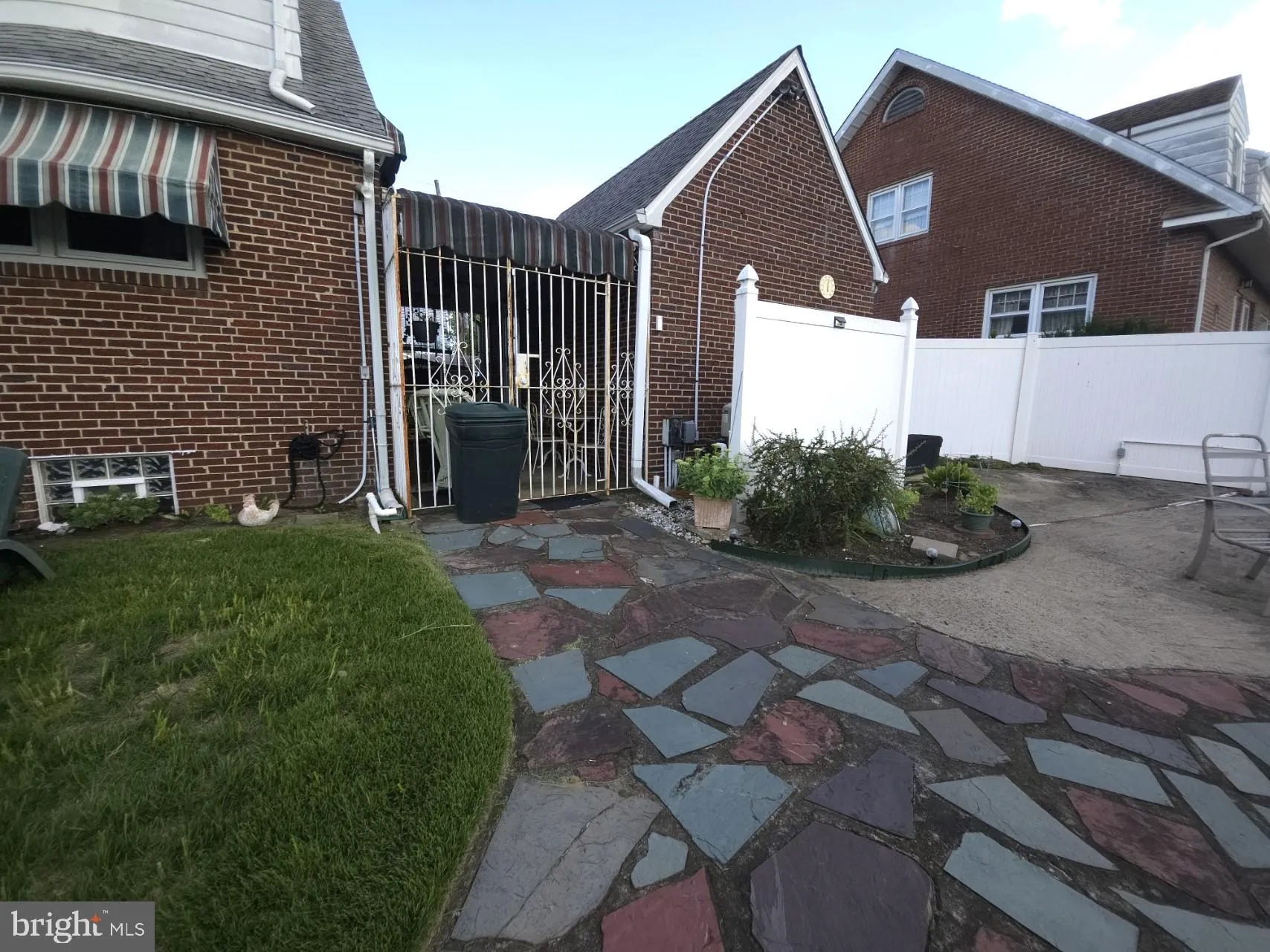 Pennsauken, New Jersey 08109, United States, 4 Bedrooms Bedrooms, ,3 BathroomsBathrooms,Residential,Active,47754