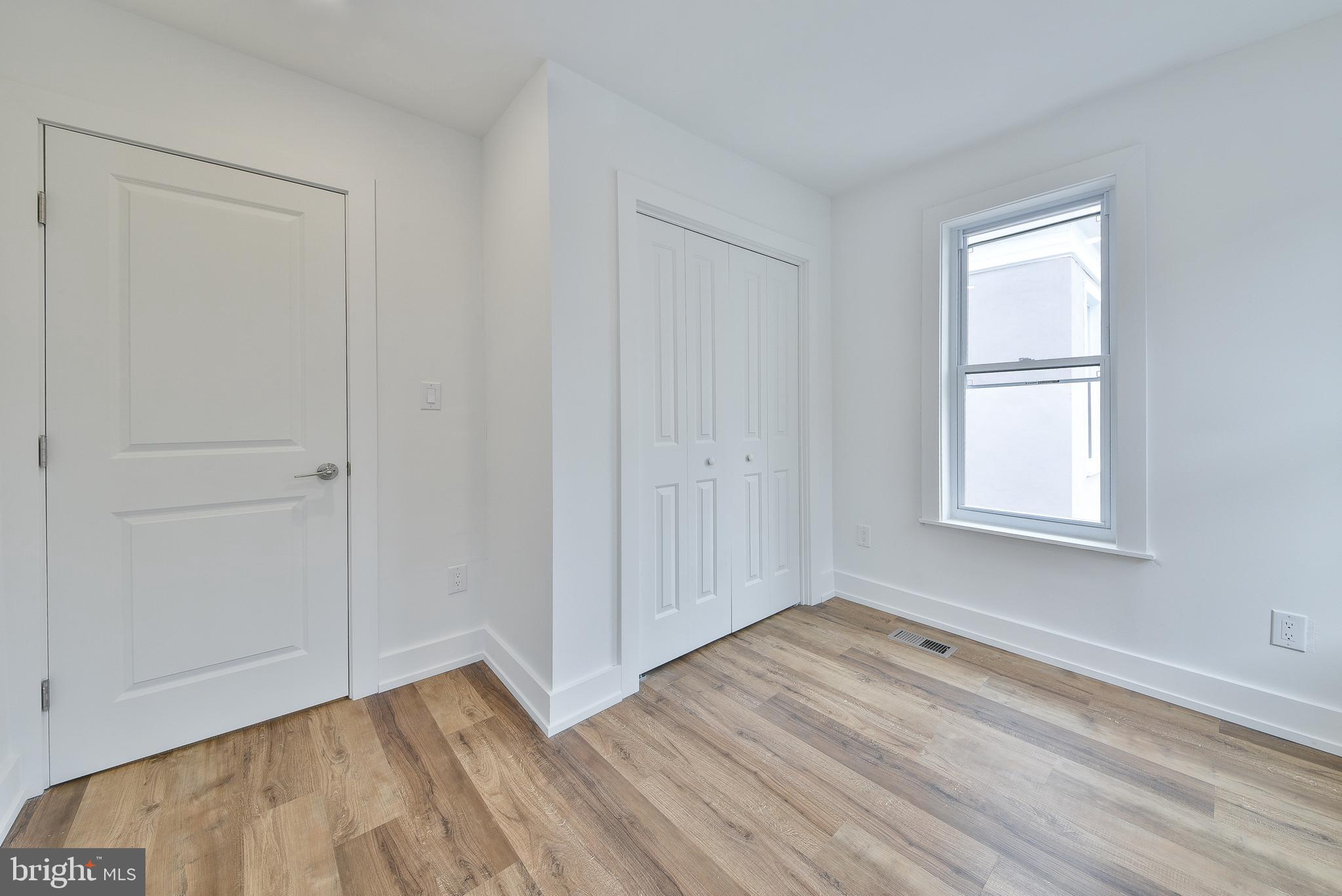 DICKINSON NARROWS - Residential Lease