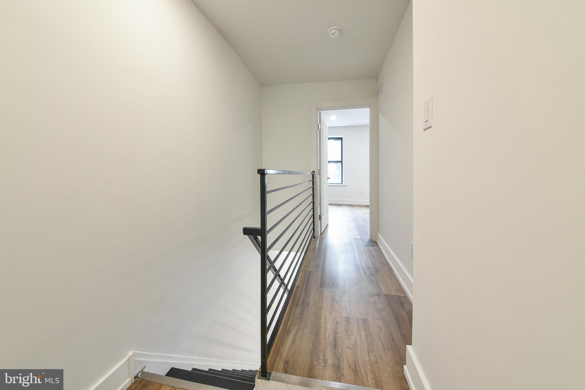 DICKINSON NARROWS - Residential Lease