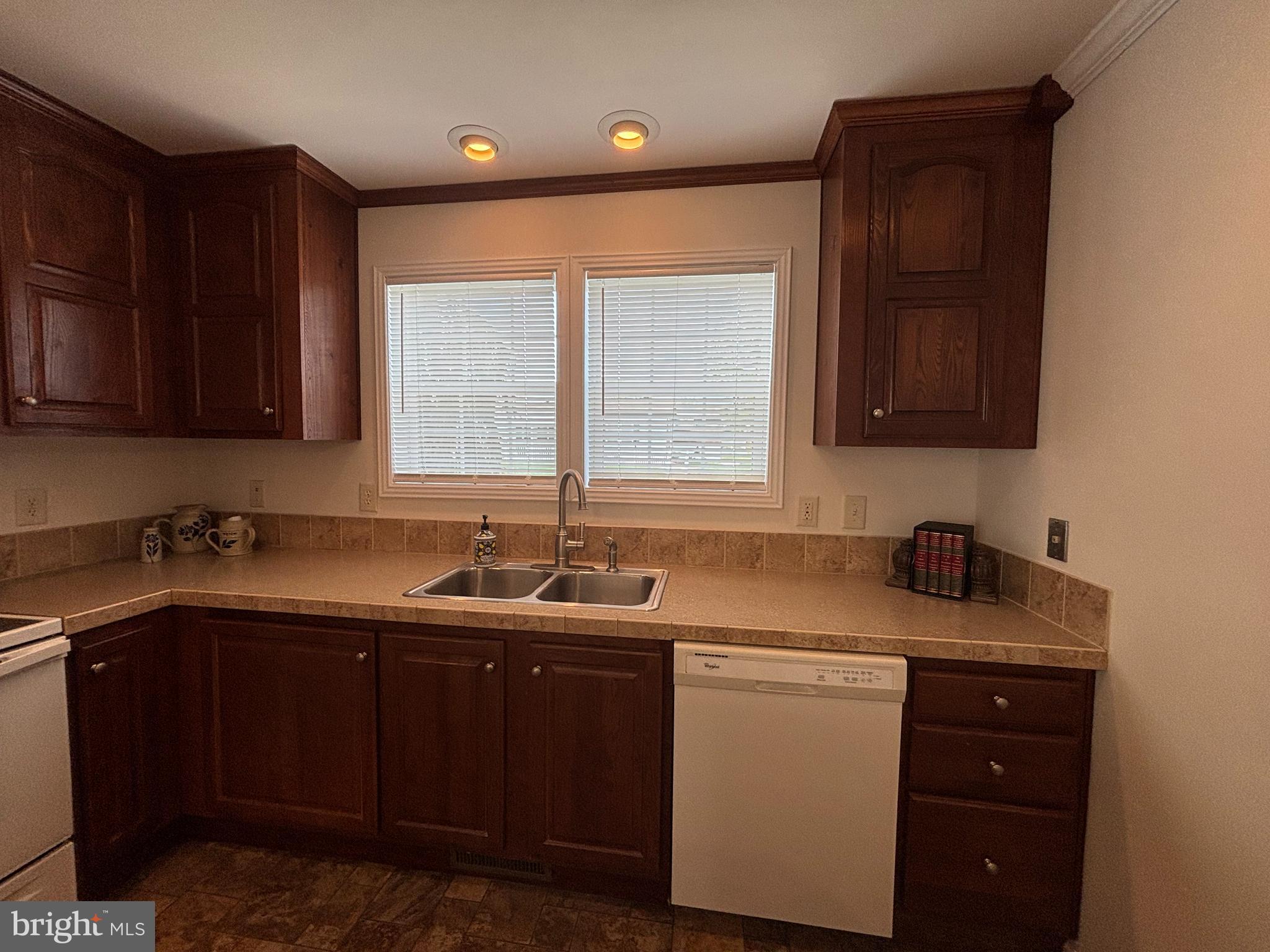 NESHAMINY FALLS - Residential