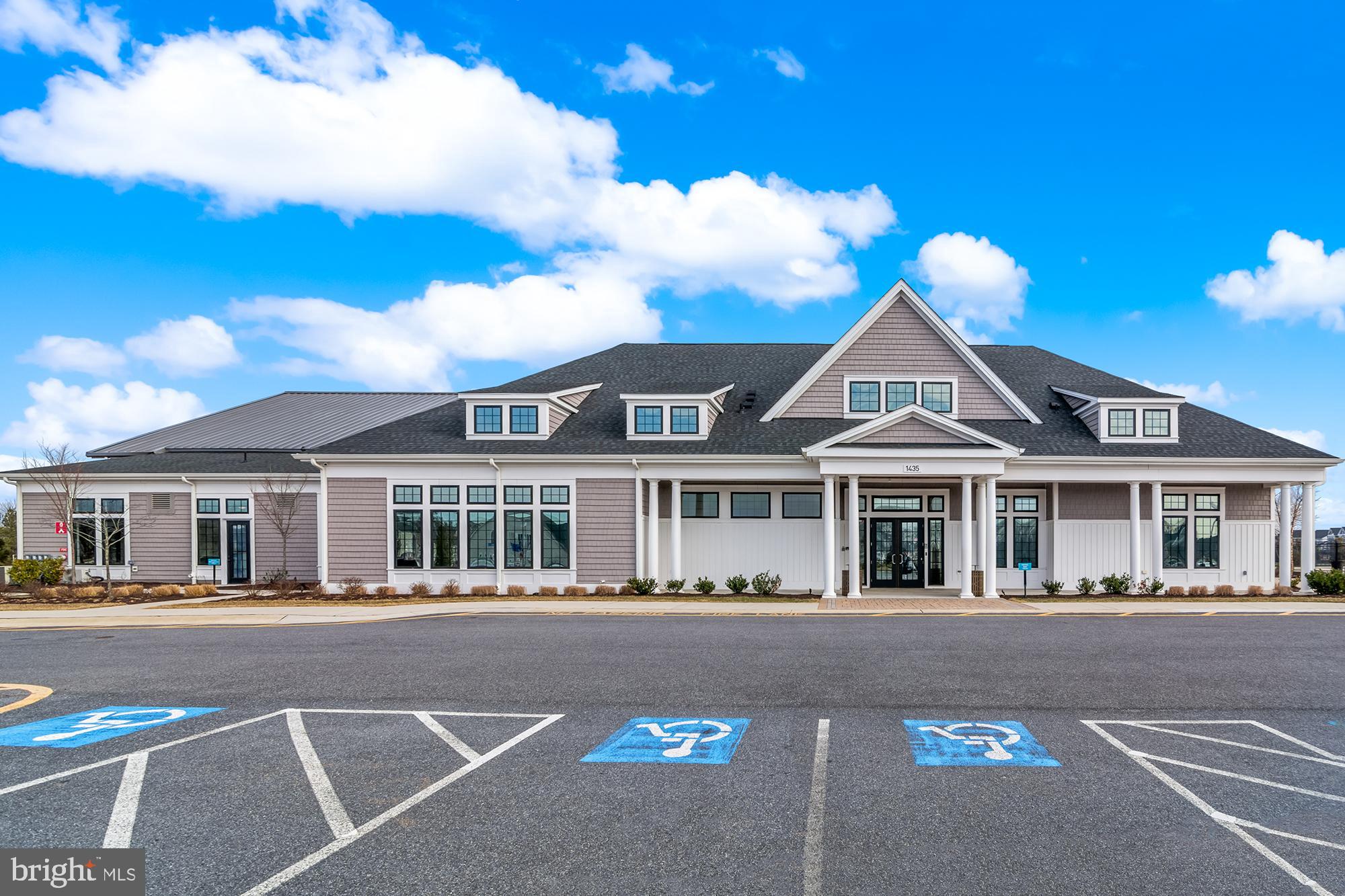 TWO RIVERS - Residential