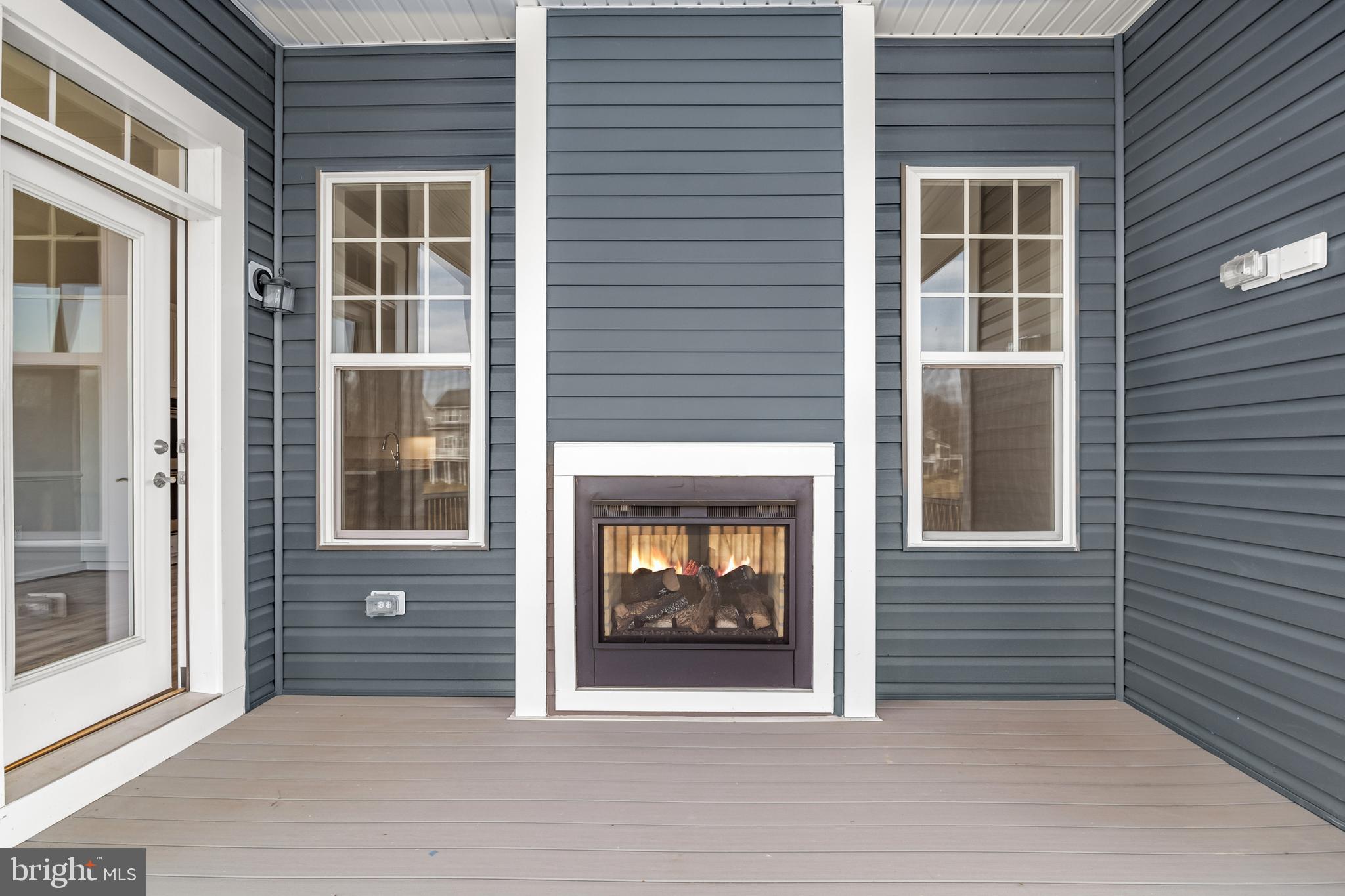 TWO RIVERS - Residential